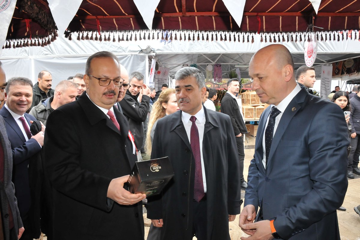 Aydinda Hukumlulerin Urettigi Urunler Ziyaretcilerle Bulustu 652408 E6B0C6477838440E7C3A44B75D048Efa