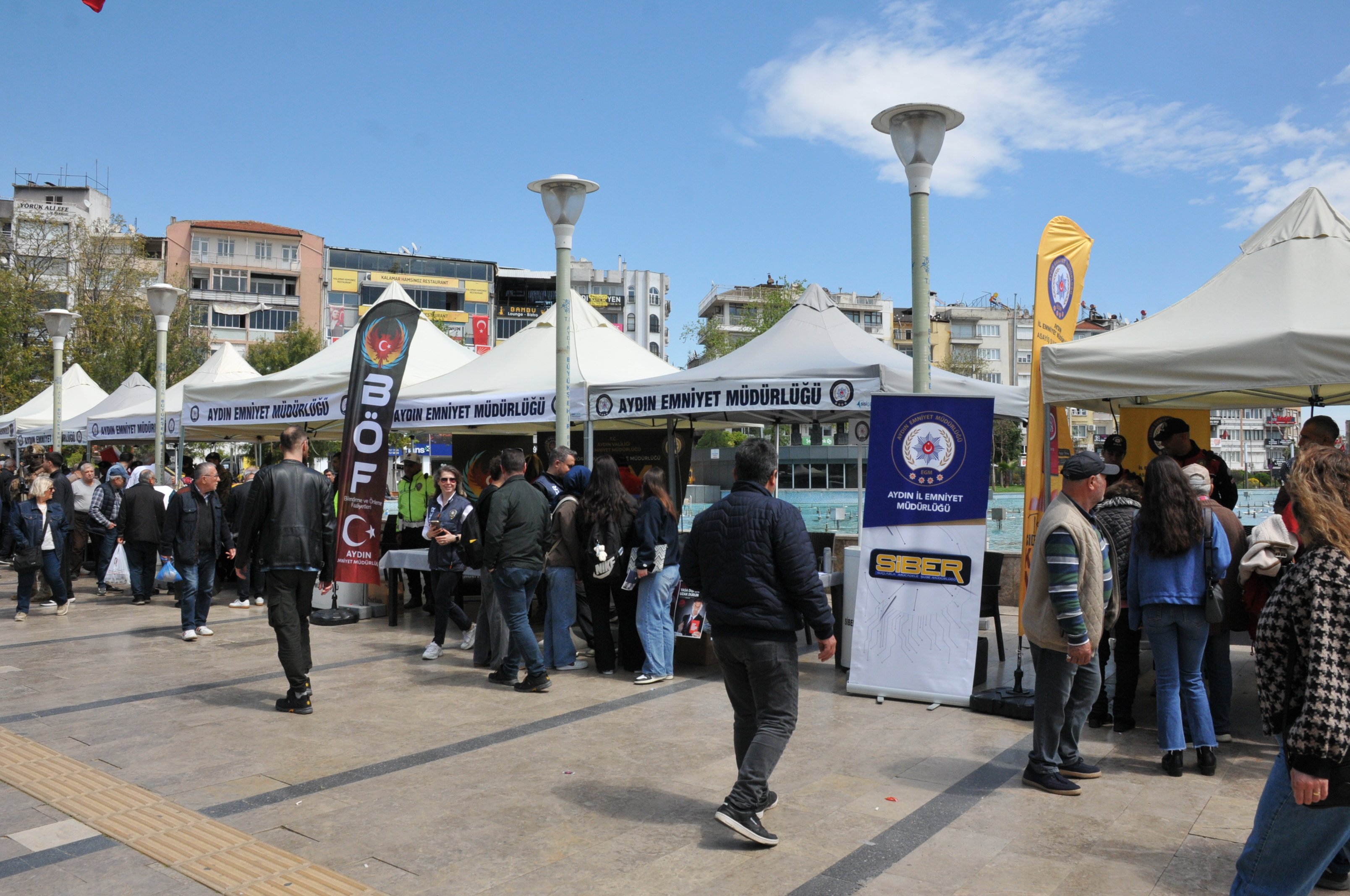 Aydinda Polis Teskilati Halkla Bulustu 653334 960Cb3485F06Ec2C6Fbee3C1013Bb17E