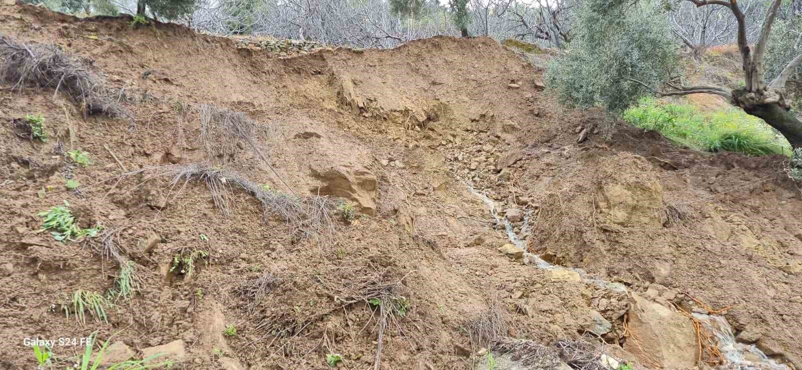 Aydinda Saganak Yagislar Sonrasi Daglarda Heyelan Olustu 6914Fbdde5860D91Abd3460F16Ac4Ef0