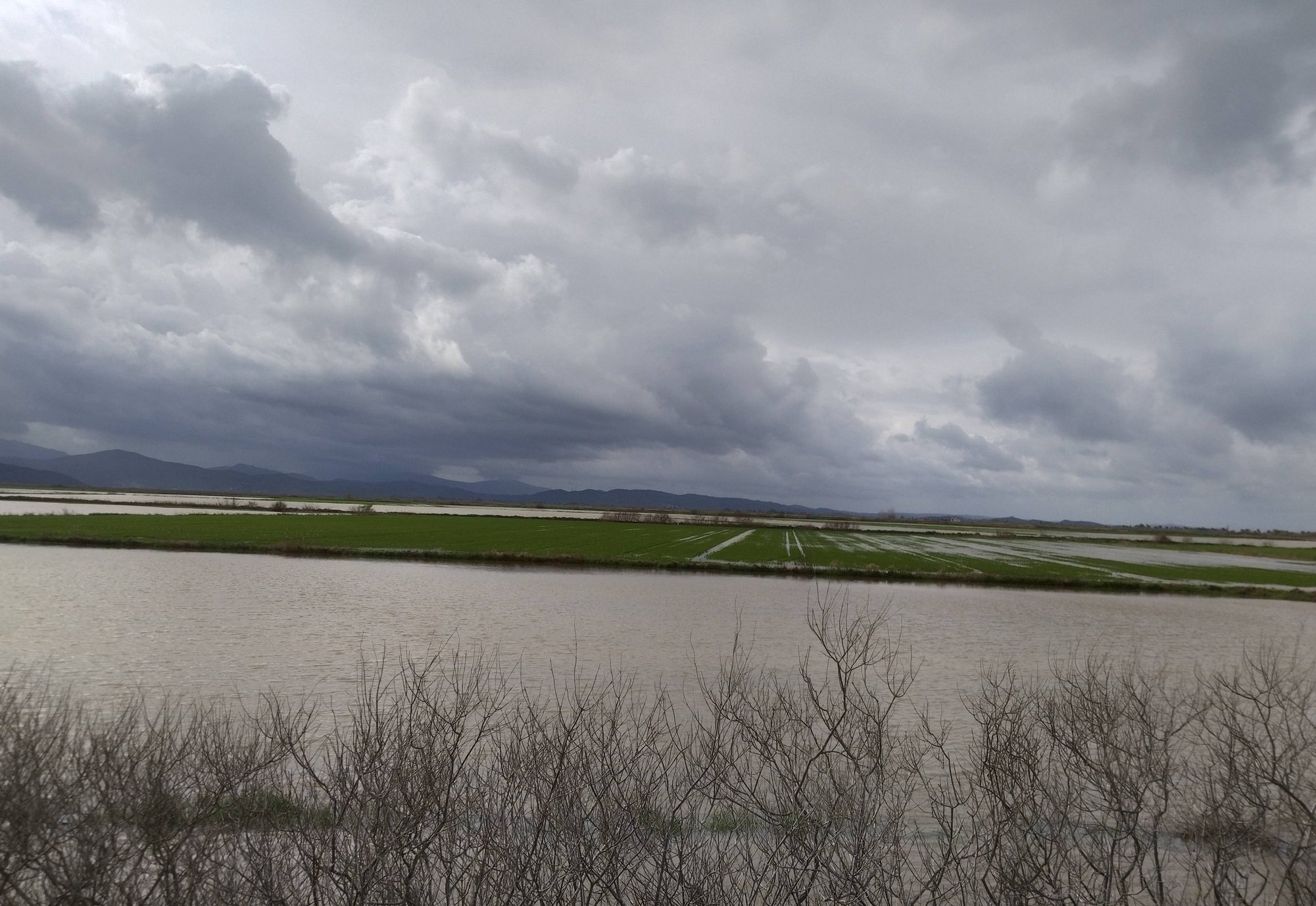 Aydinda Sel Vurdu Ciftci Zorda 656531 F0945A