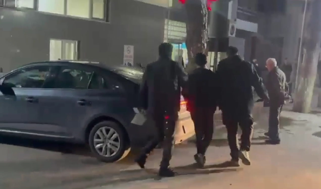 Aydinda Suc Makinesi Yakalandi 651596 5A52Bf00E0E0A079D2F34Fbd6038C7F3