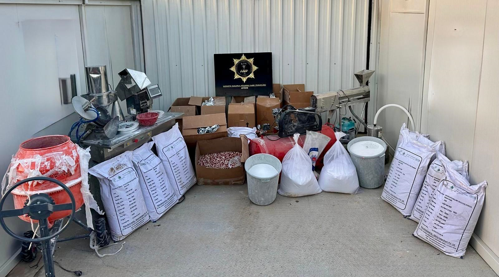 Aydinda Uyusturucu Imalathanesi Baskin Tutuklu Sayisi Artti 657708 624Bcb