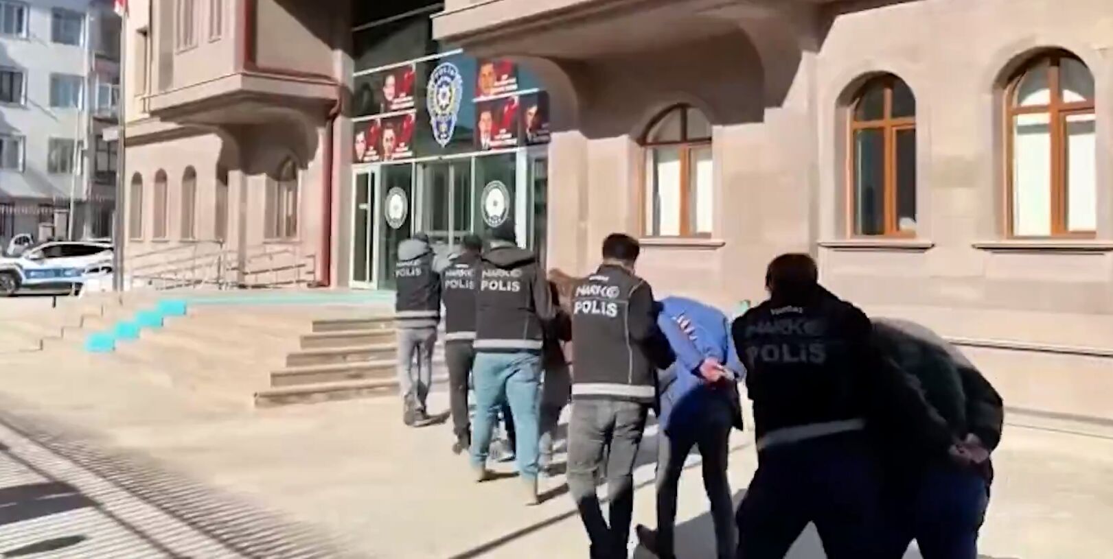 Aydinda Zehir Operasyonu Tonlarca Uyusturucu Ele Gecirildi 651781 67A23E94E2824Fc5E329F429De6E0Cb7