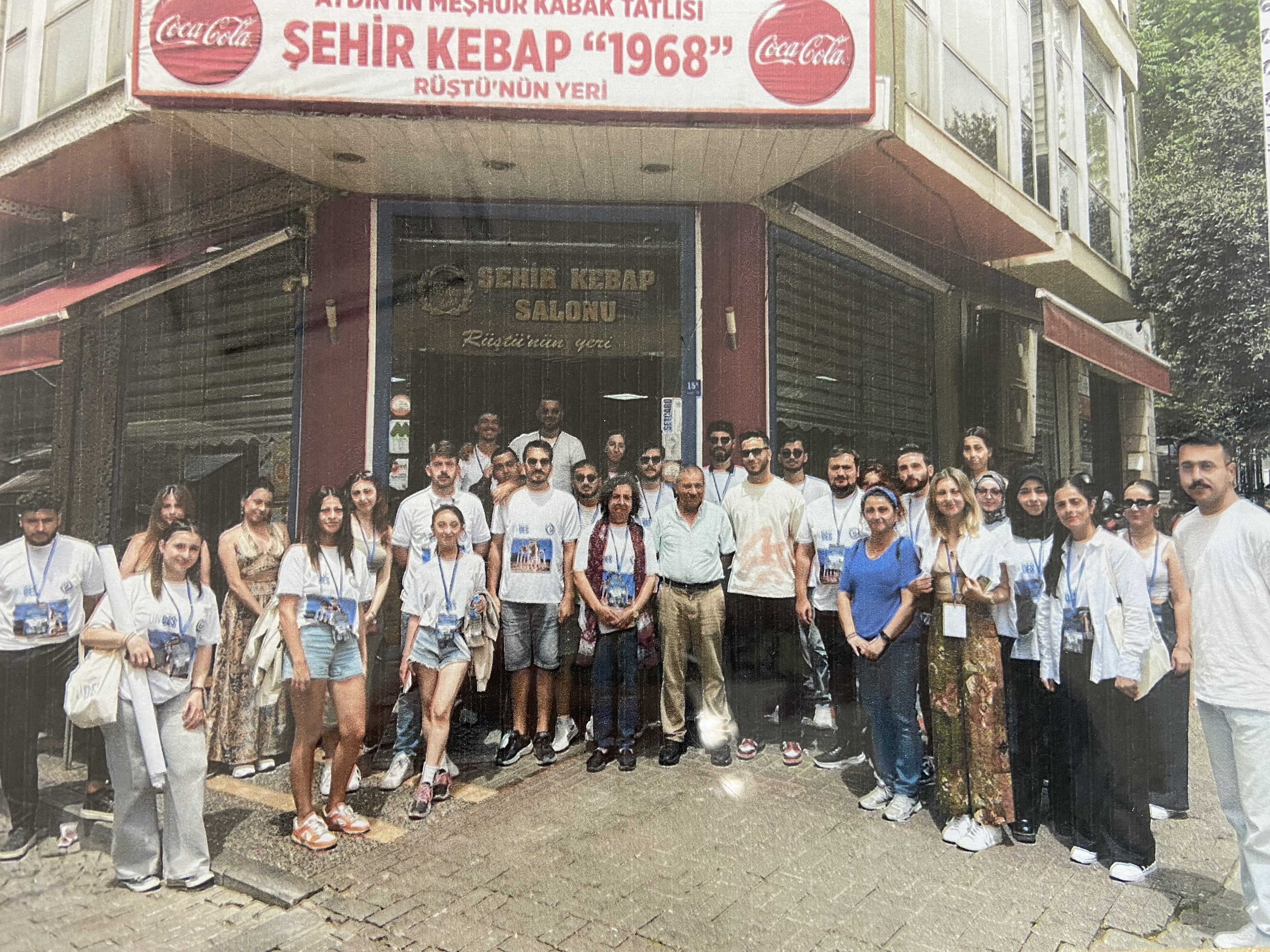 Aydinin 58 Yillik Lezzet Hafizasi Sehir Kebap Salonu 653070 0F786401E4Bc91742Bcea7991Ccd15Cf