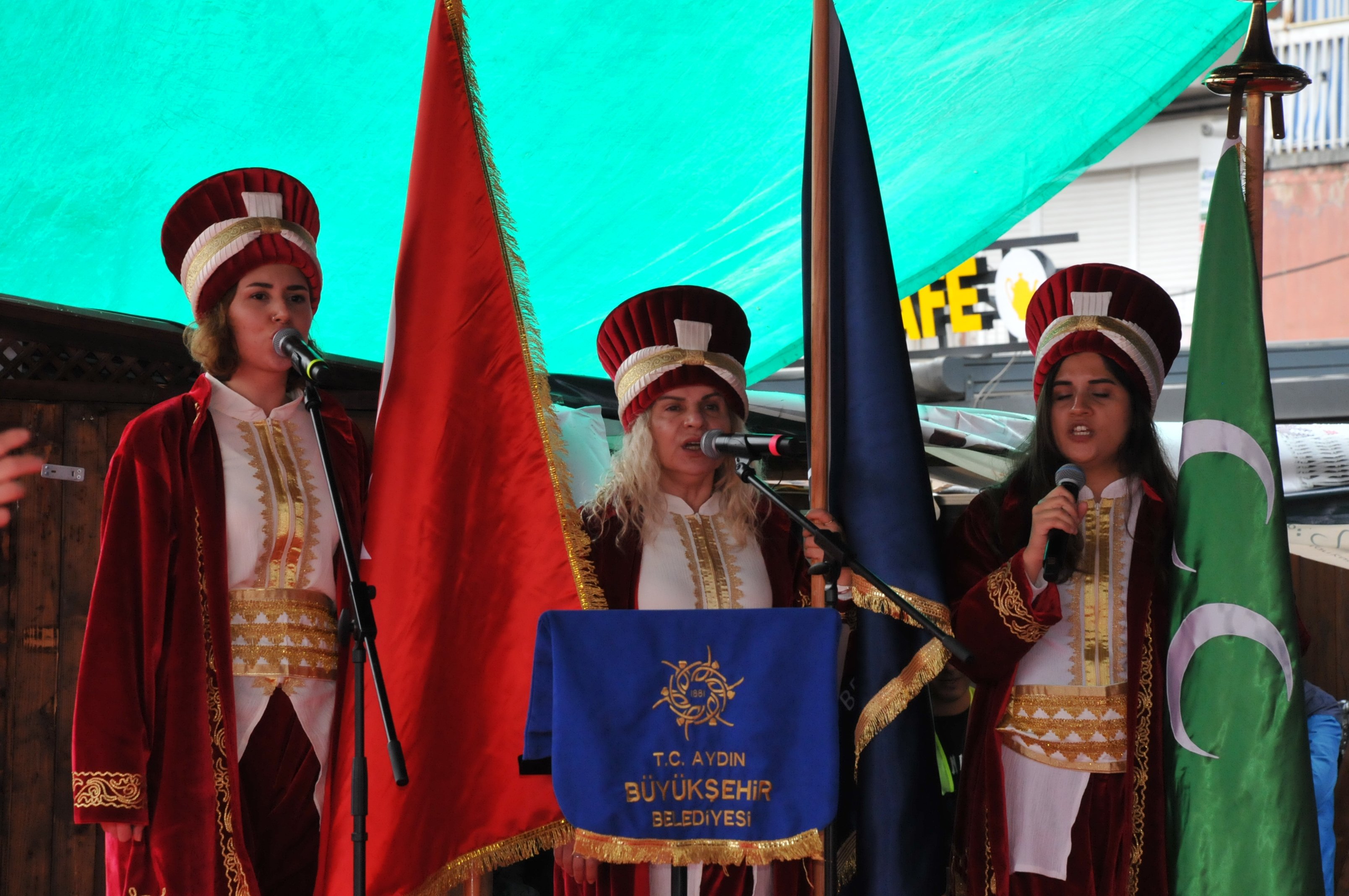 Aydinin Kultur Elcilerinden Unutulmaz Gosteri 652460 6C2F34225756Fe9C9667Bb03246B47Af