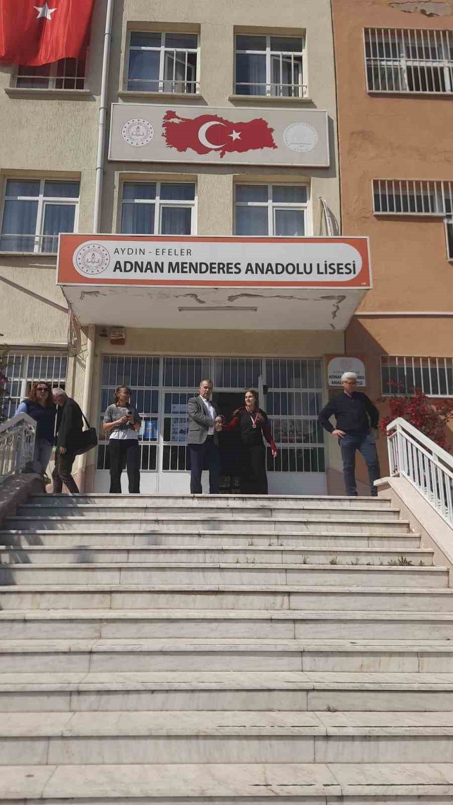 Aydinli Ogrenci Turkiye Birincisi Oldu 1777446905916 76945