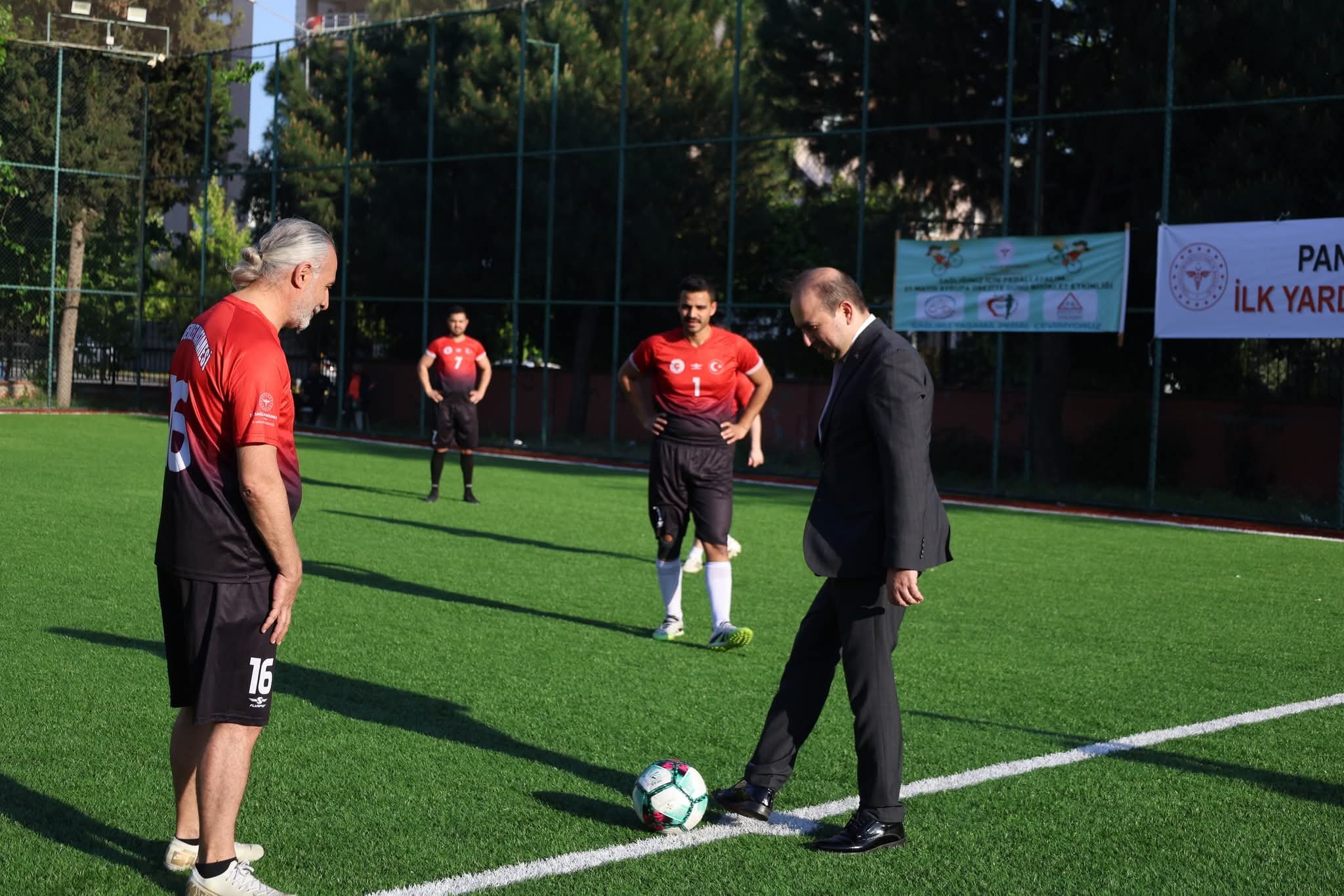 Aydinli Saglik Personeli Bu Kez Sahada Ter Dokuyor 657744 0D71Cb