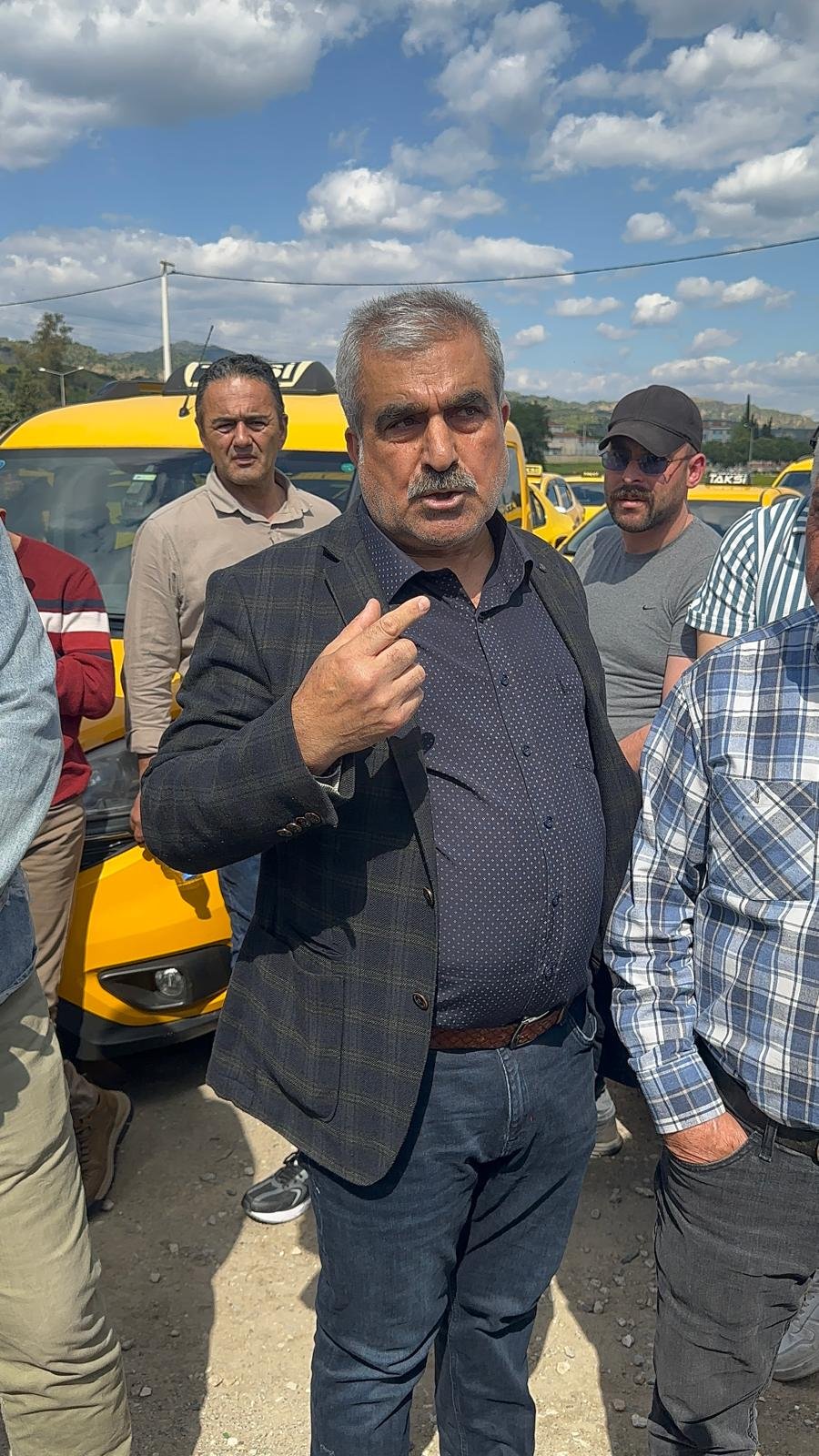 Aydinli Taksiciler Zam Istiyor Indibindi 250 Lira Olsun 655870 4Fc4Ea