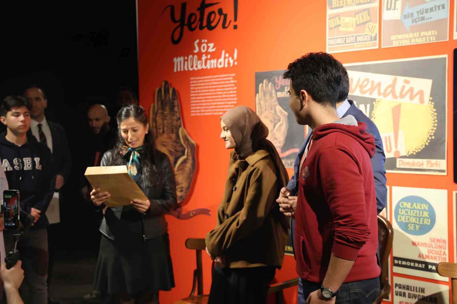 Bakan Tekinden Fadime Ogretmene Dogum Gunu Surprizi 94Abadda35Ee56A46133678Bb9B4Cb1E