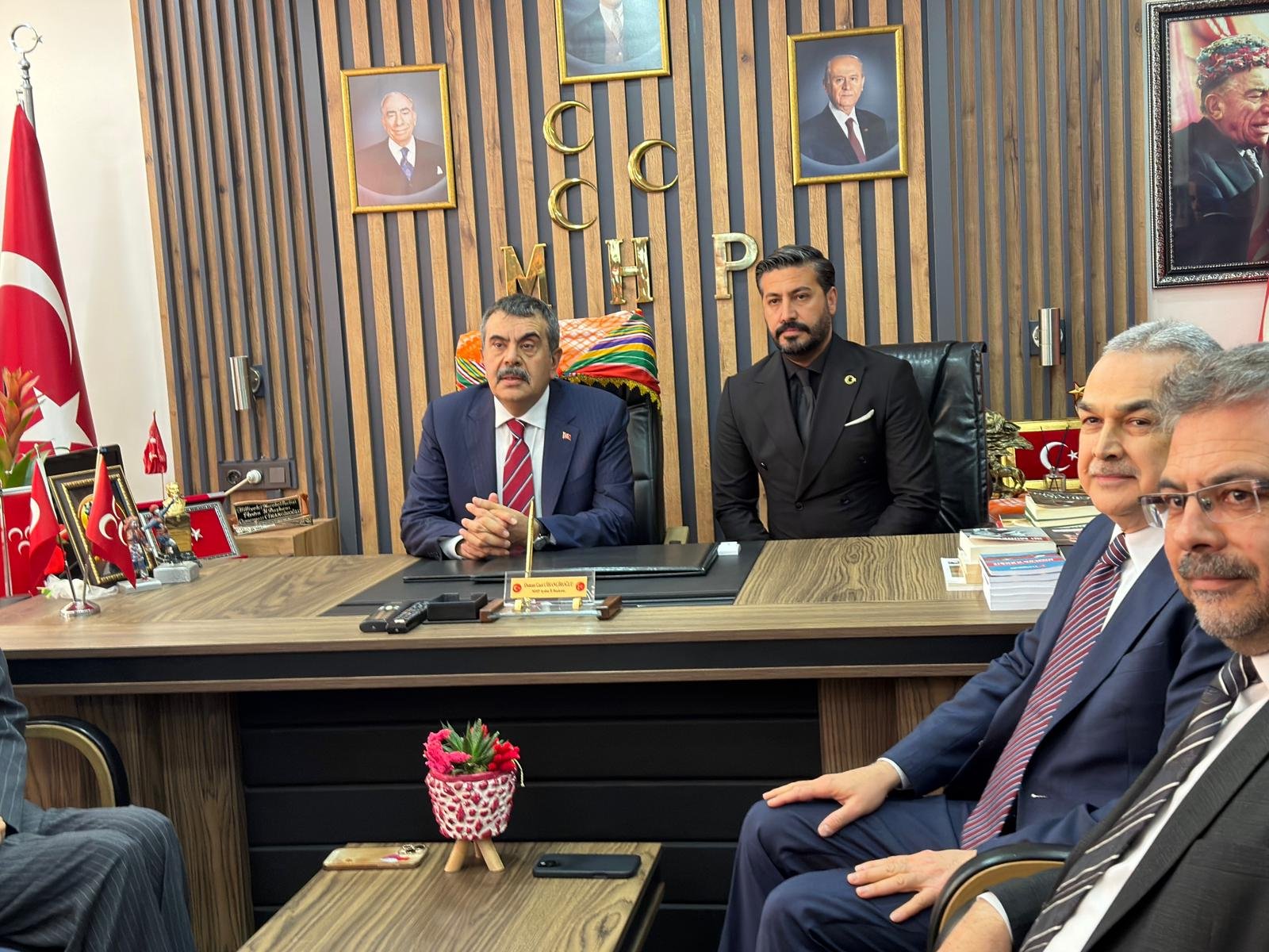 Bakan Tekinden Mhp Aydina Ziyaret 652229 97A2Fadf7Bee157520Bb828778609F76