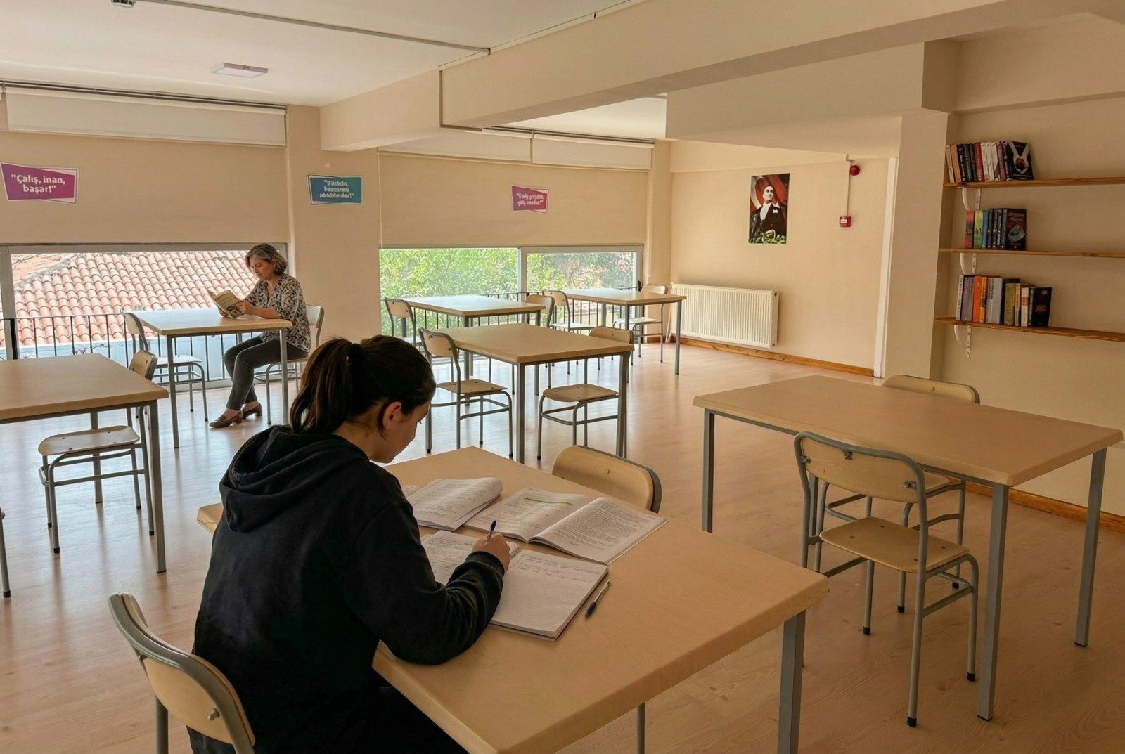 Baskan Anil Yetiskinden Kadinlara Yaz Mujdesi 656484 82420C