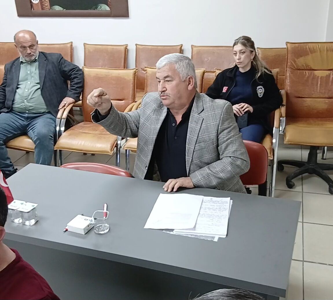 Baskan Buyukyapici Iftira Atmak Kolay Sefkatle Topluyoruz 651812 C06410A8Fce61C5B52Beefb72F57Cb3B