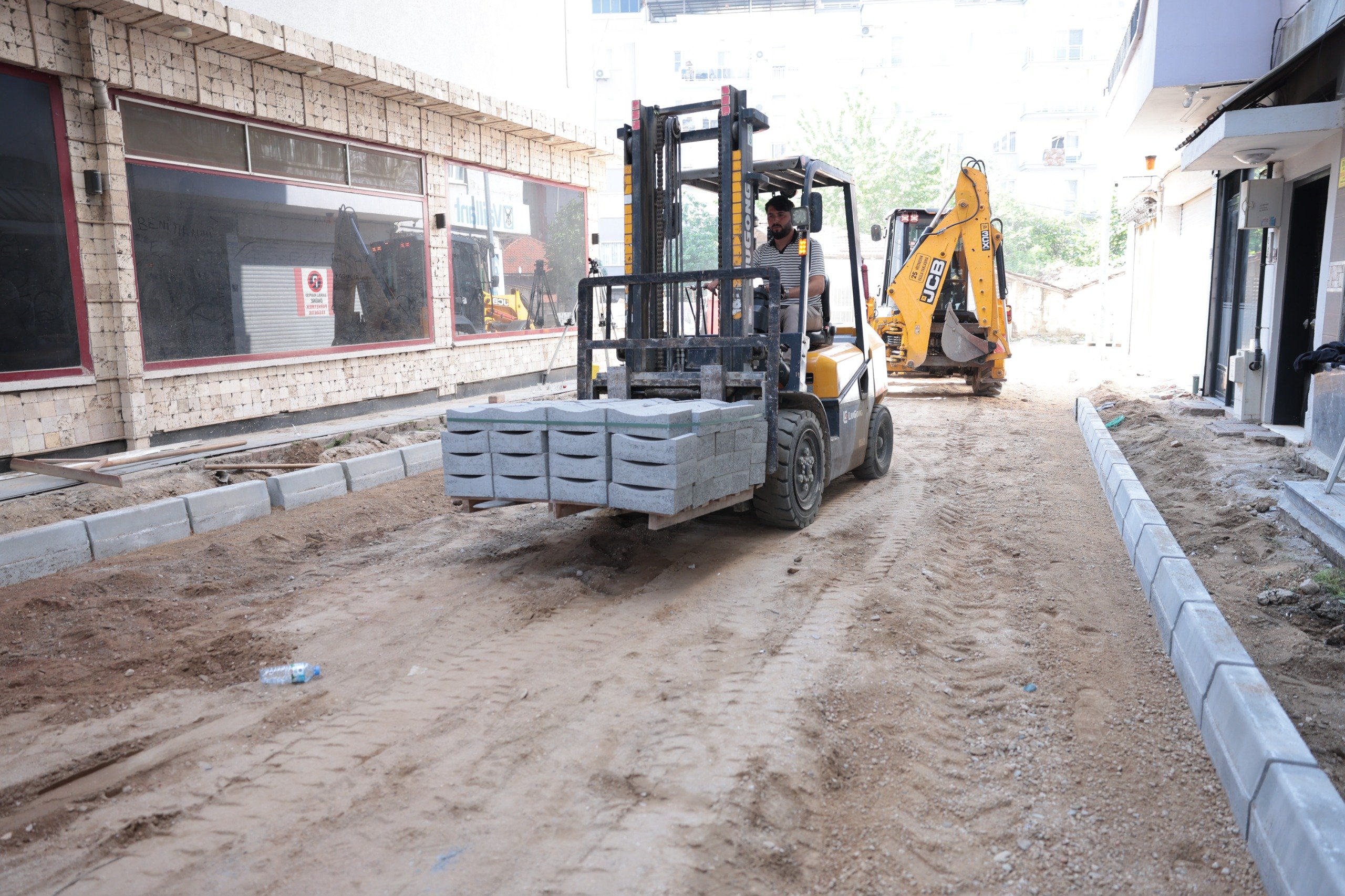 Baskan Kayadan 30 Bin Metrekare Yeni Yol Hamlesi Uc Mahalled 656626 3Bbc34