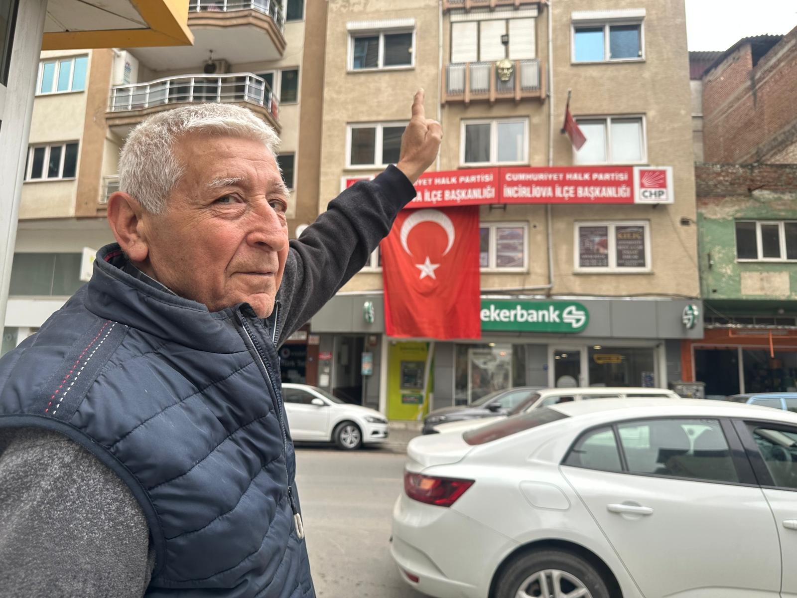 Boyle Ataturk Sevgisi Gorulmedi Incirliovada Dikkat Ceken Bi 655779 0A143E