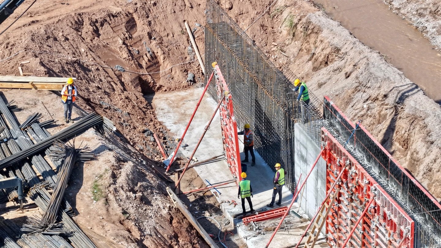 Bsb Koprulerle Yasam Alanlarini Birbirine Bagliyor 657161 63D254