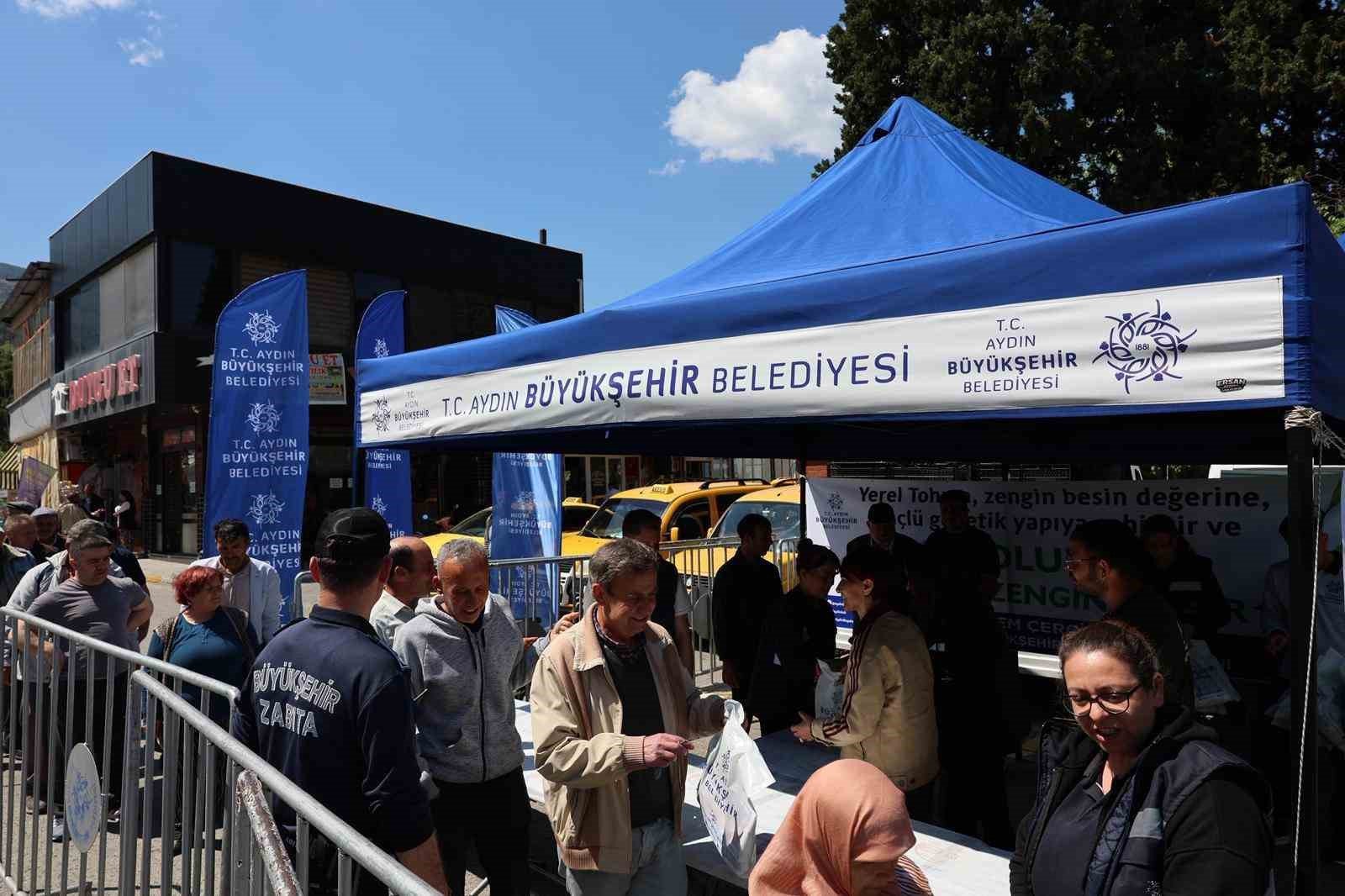 Buyuksehir In Ata Tohumlari Bozdogan Da Vatandaslarla Bulustu 1776782103855 98917