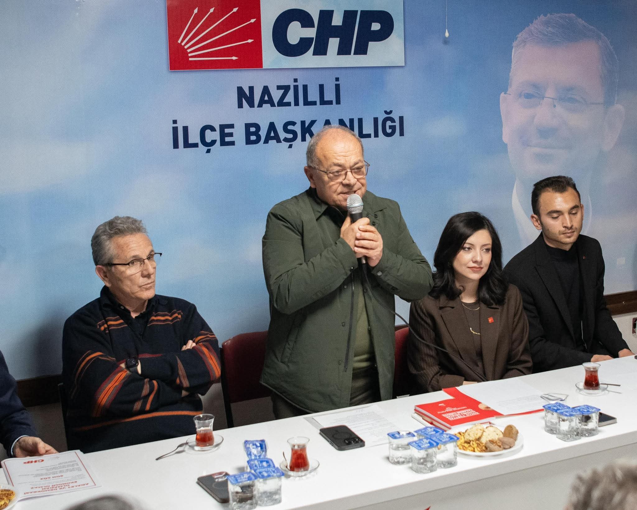 Chp Aydinda Genel Baskan Krizi 652925 Cd5716F2156Dc048Ae2Dc8D947B96Dfa
