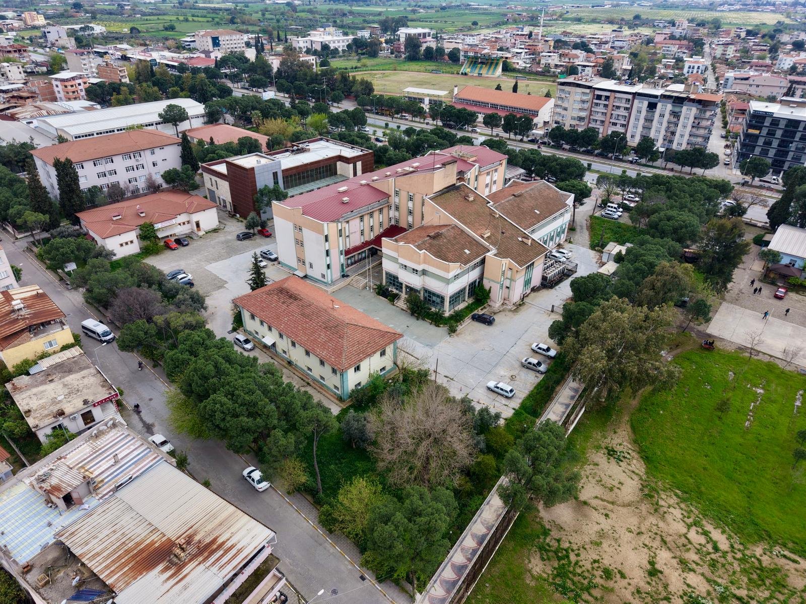 Chpli Sahinden Hastane Arazisinin Satisa Cikarilmasina Tepki 654393 2Efe86