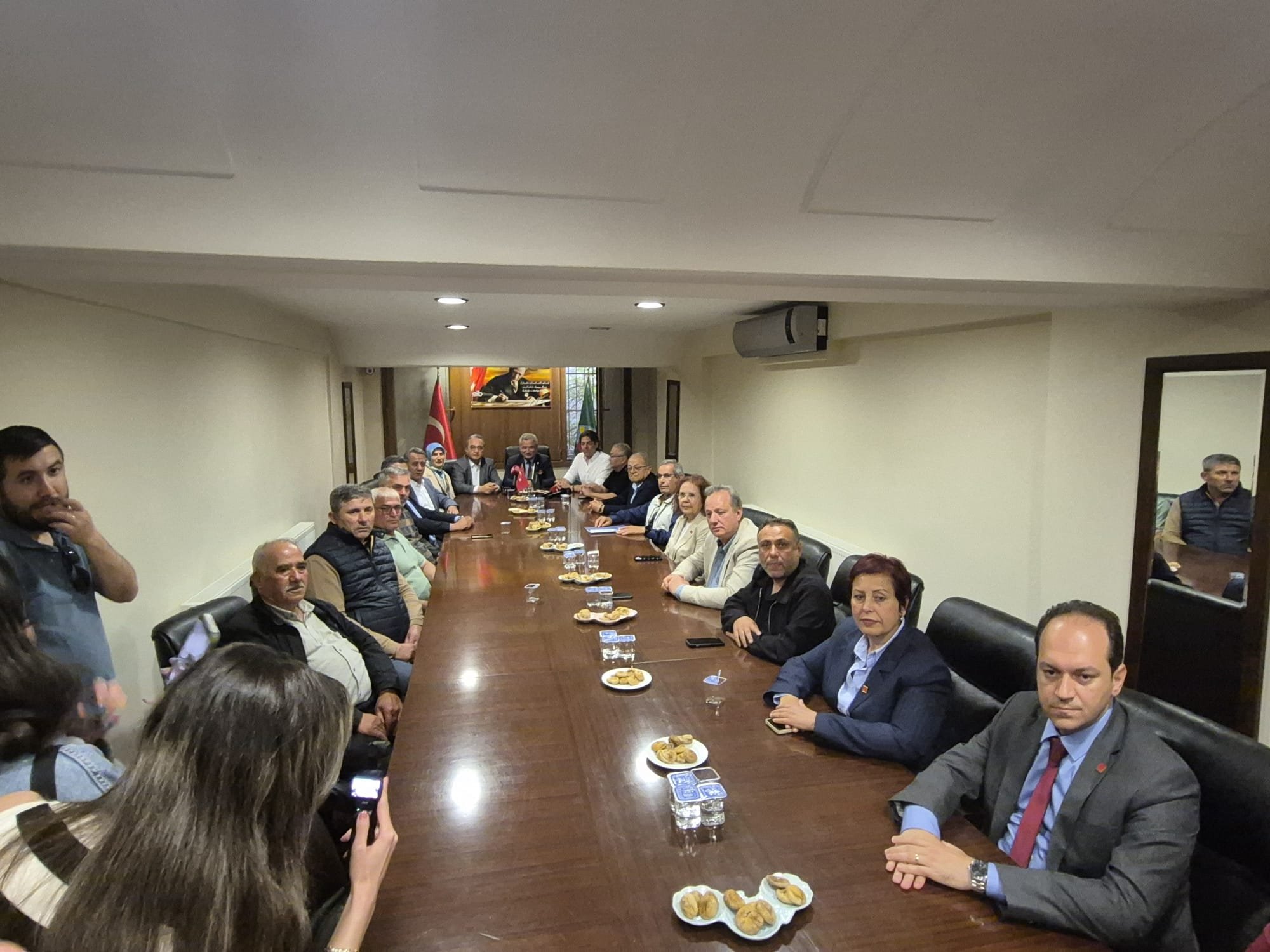 Chpnin Golge Bakani Solakoglu Aydinli Ciftcilerden Destek Is 657969 Da53Dd