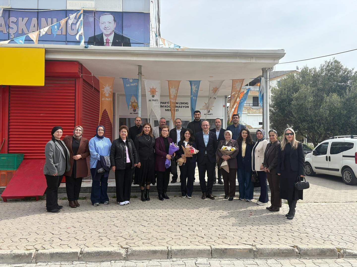 Didimde Ak Kadinlar Icin Temayul Yapildi 654139 02244C414Bd7Ddb96077E597D12B0Bd7