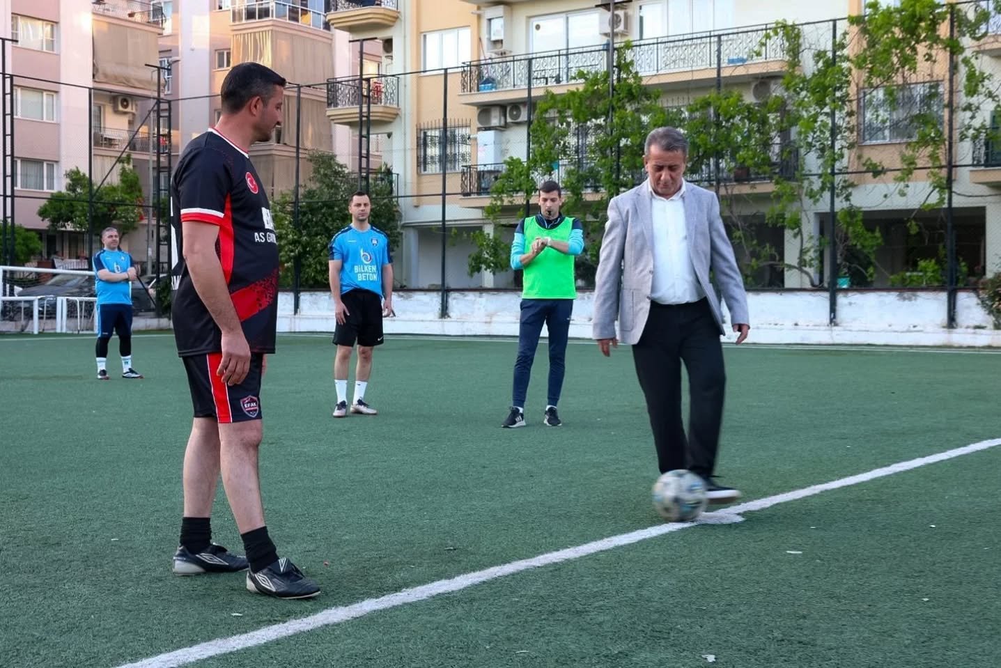 Efelede Futbol Heyecani Basladi Baskan Yetiskin Ilk Santrayi 657809 Ebfb33