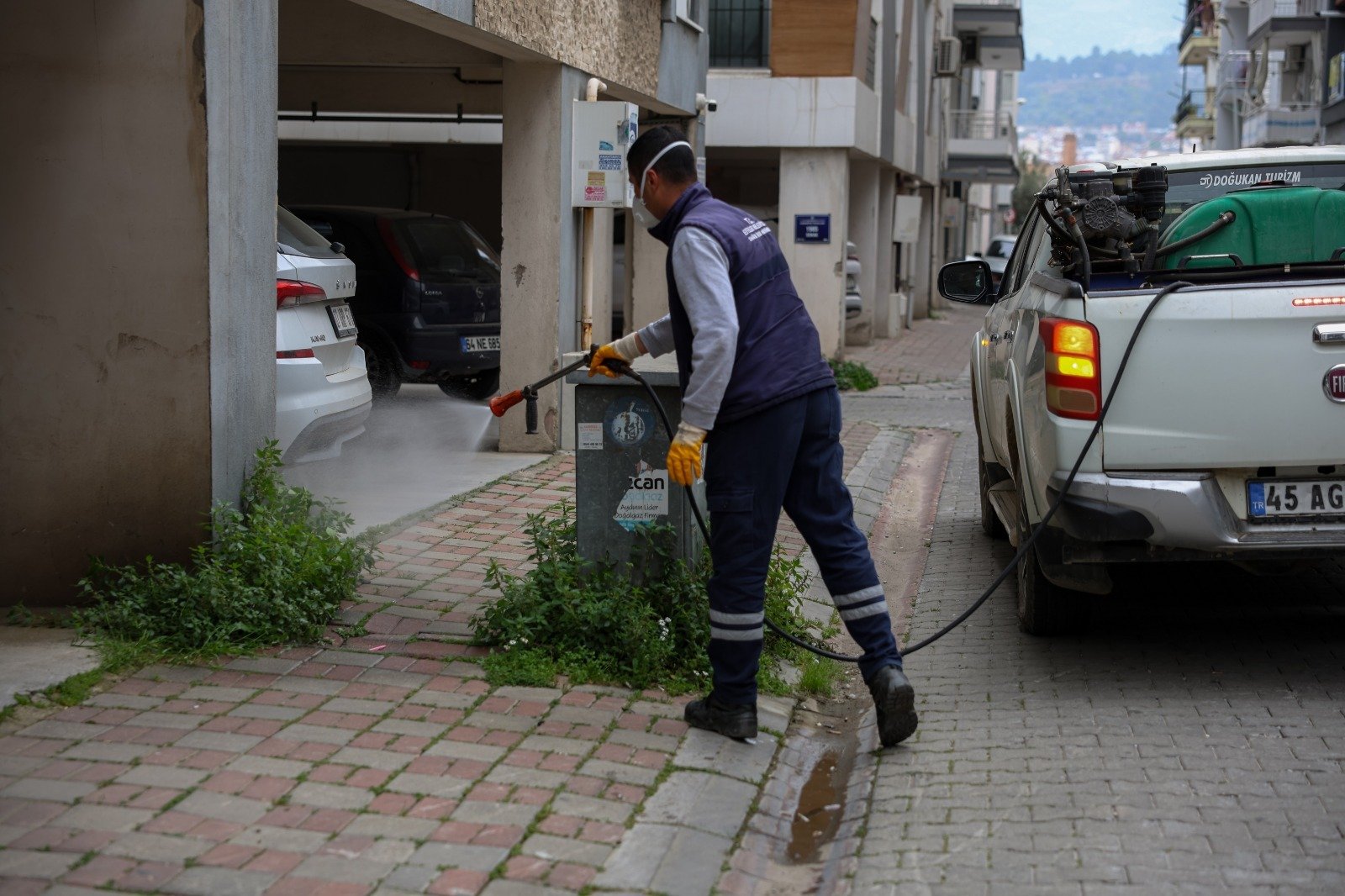 Efeler Belediyesi Halk Sagligi Ve Kent Estetigi Icin Calisma 655363 94F47D