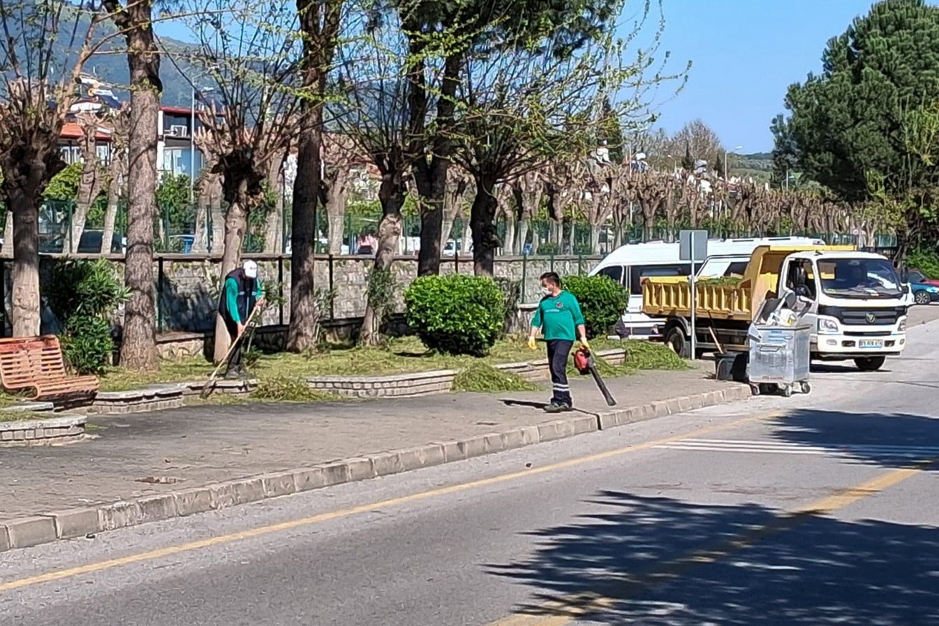 Efeler Belediyesinden Cevre Duzenlemesi 73303E4865Df08764Ee355040D7E7913