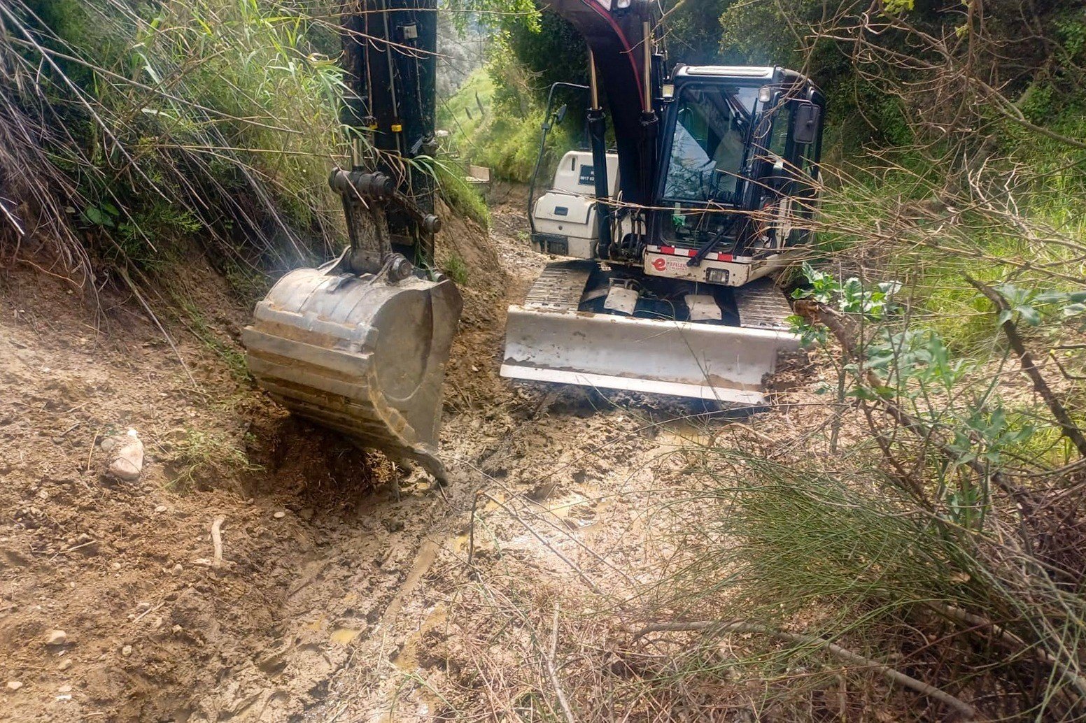 Efeler In Her Noktasinda Calismalar Suruyor 1777283703569 650708