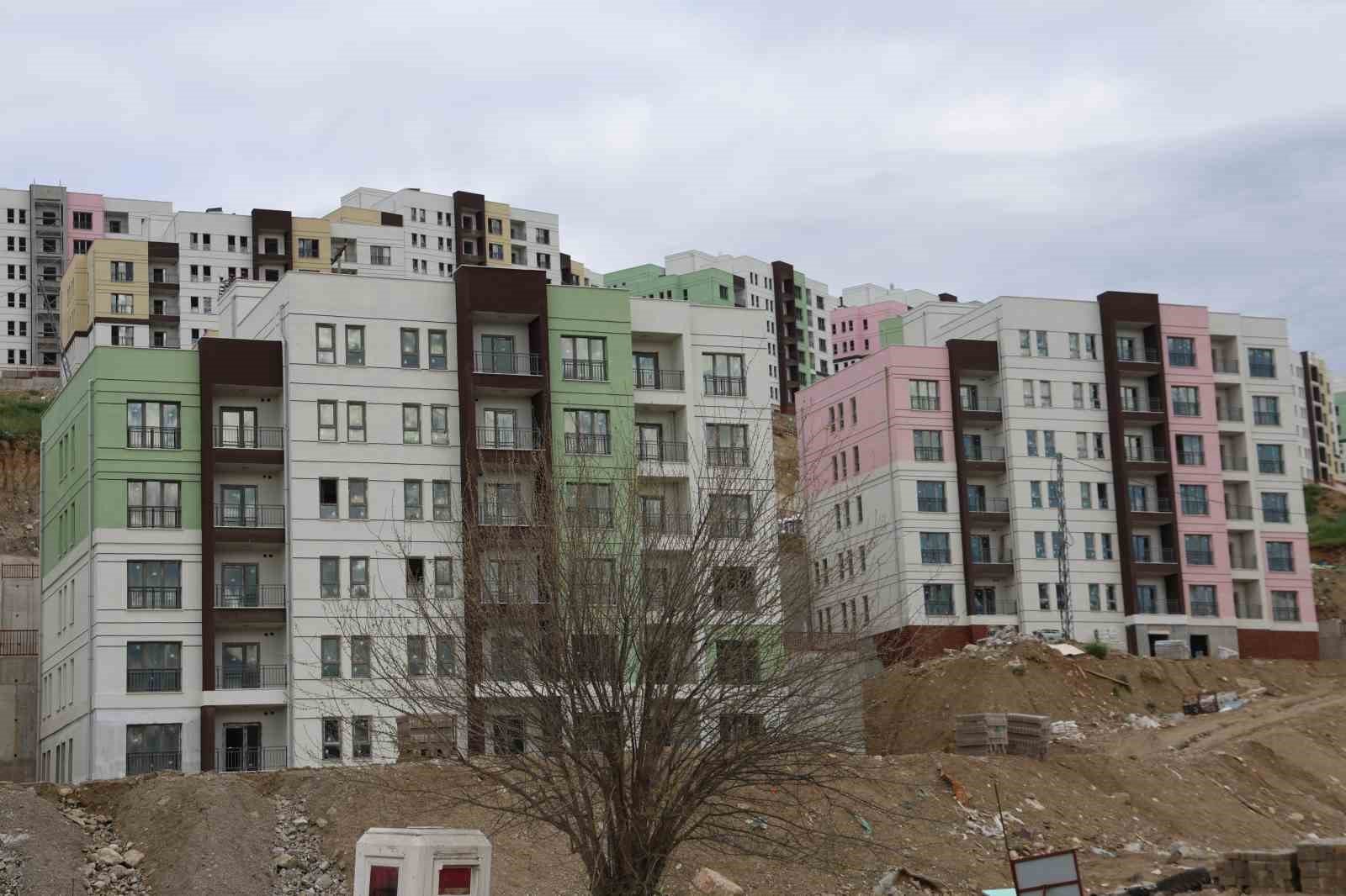 Efelerde Yeni Yasam Alani Sekilleniyor F13Ce9E4C83F41F72F4B9Ee73F828A89