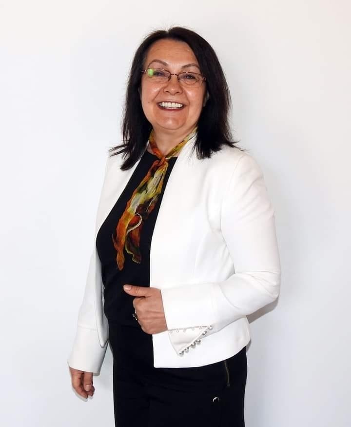 Fatma Yazicinin Dogum Gununu Mezari Basinda Kutladilar Zeytin Fidani Diktiler 653210 8A2865554B0Be02F22546Ac481E0Bc99