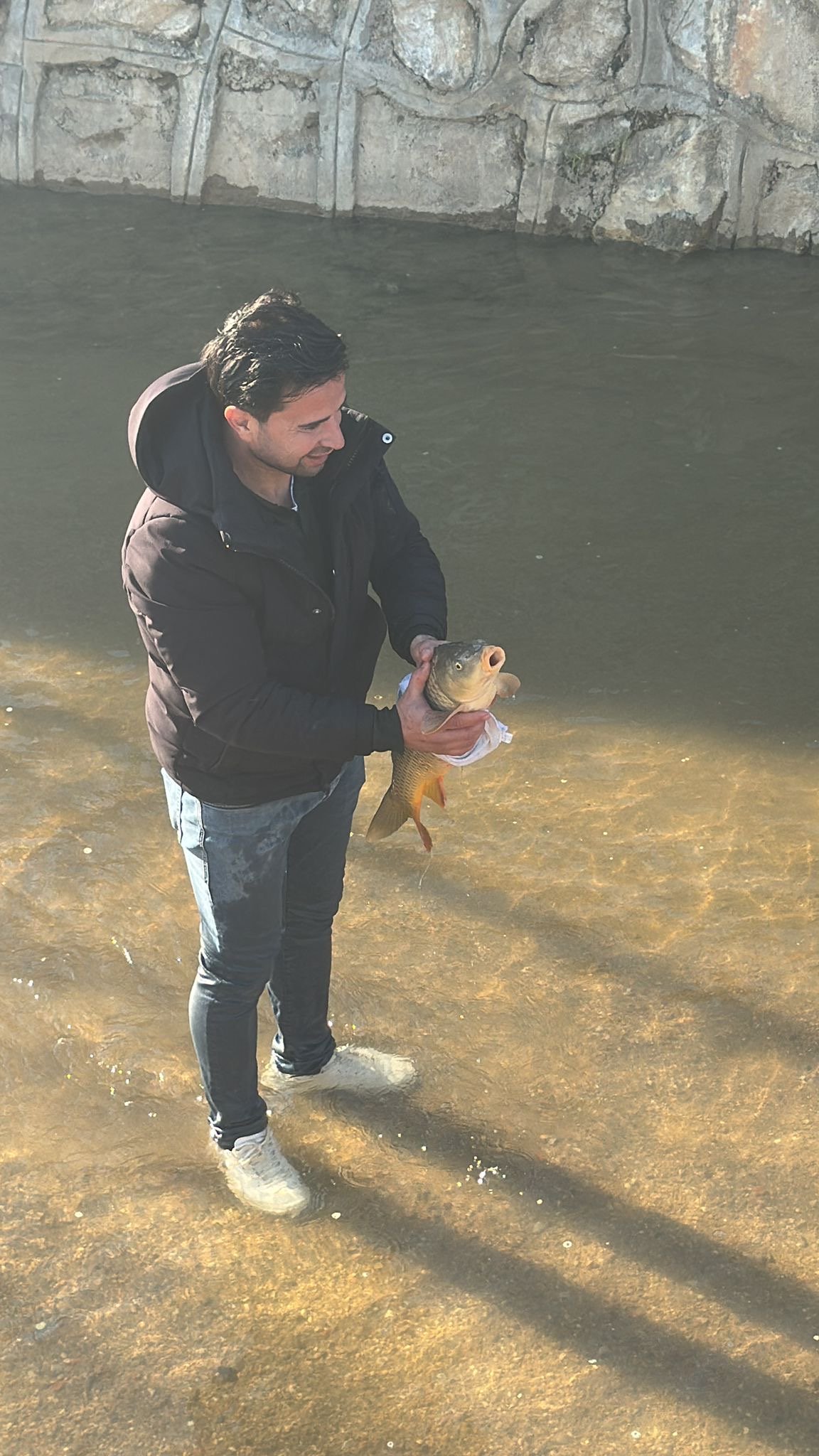 Germencikte Goletten Kacan Baliklari Vatandaslar Yakaladi 652912 A080E717D1058Ef3477001Fb782Be453