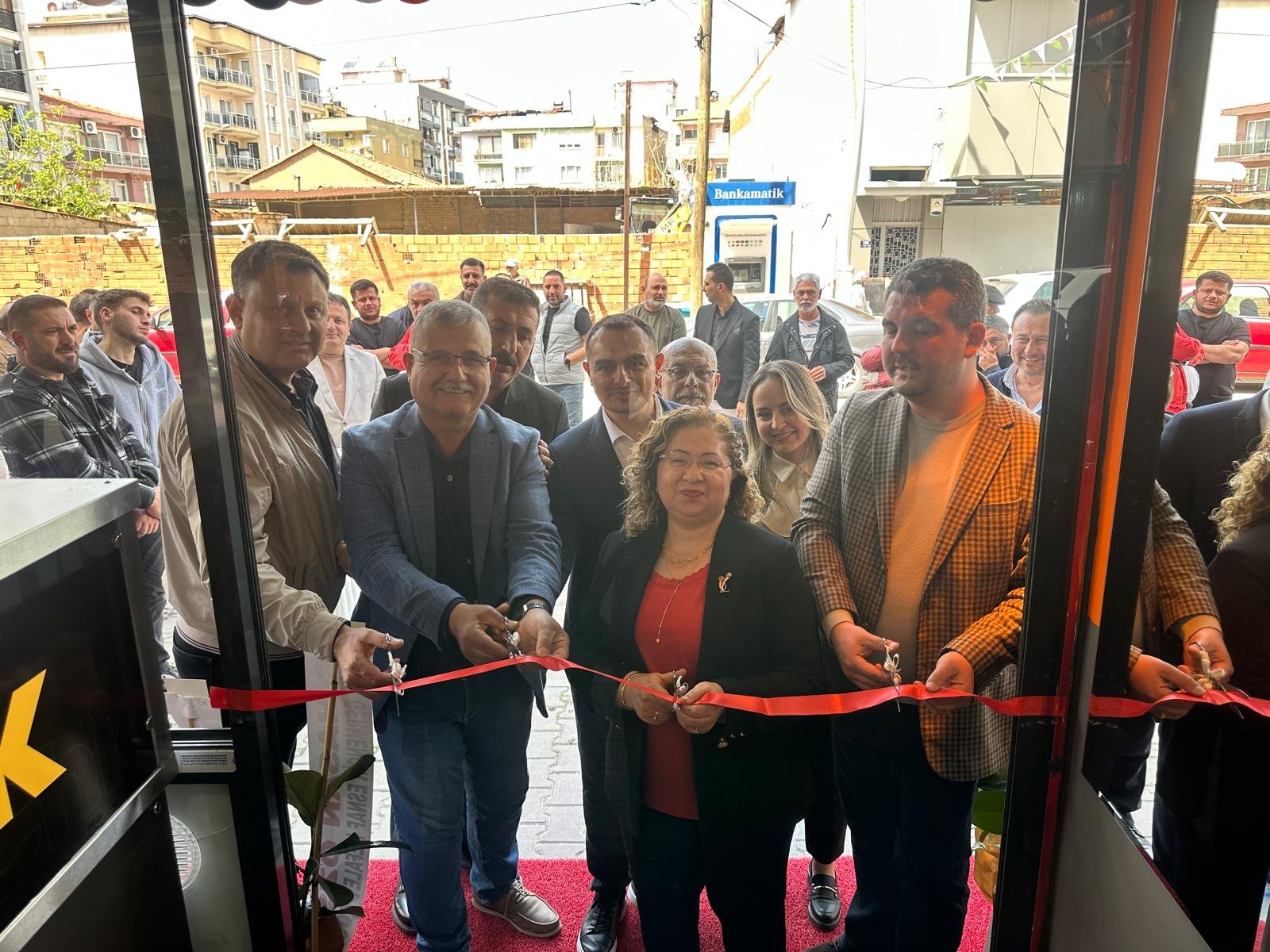 Germencikte Lezzetin Yeni Adresi Doner Chick Kapilarini Acti 654522 9D008D