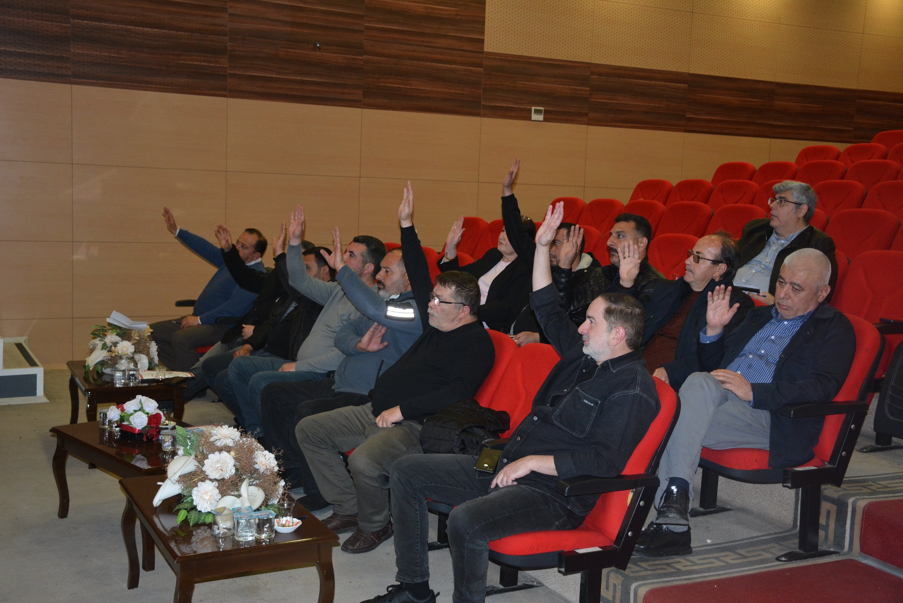 Germencikte Meclis Baskanvekilleri Degismedi Faaliyet Raporu Ise Oy Birligiyle Kabul Edildi 652326 620Affdd22Debe2Fe98Bb577B0E0A43A