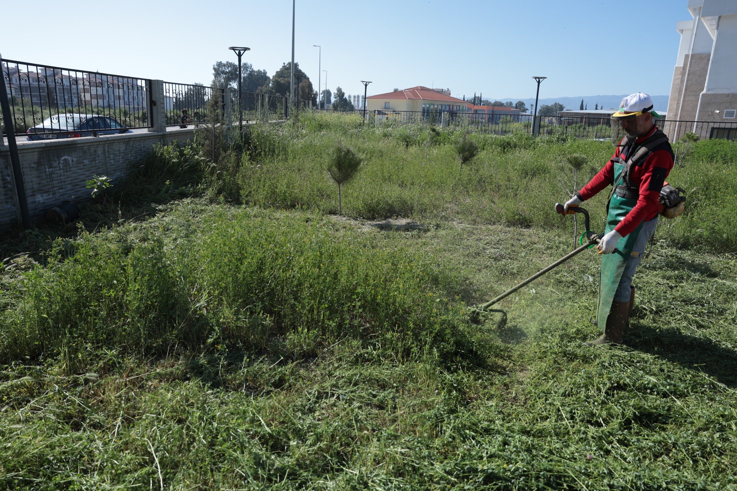 Incirliova Belediyesi Sahada Ogrenciler Icin Temiz Ve Guvenl 656064 Ba735A