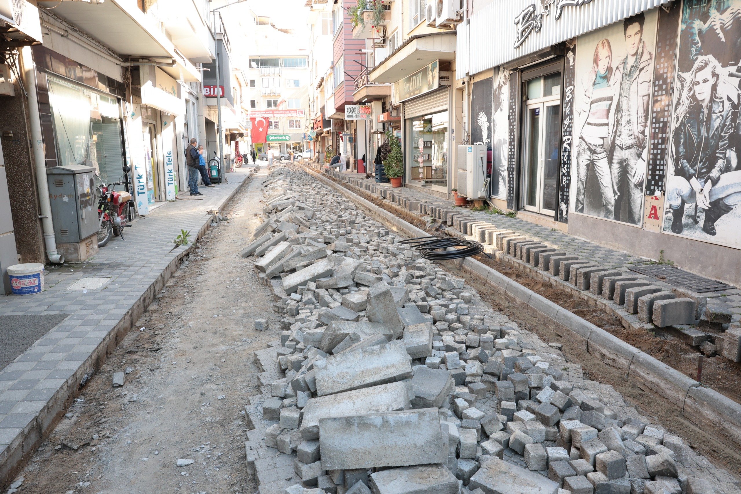 Incirliova Fevzi Pasa Caddesine Nester Esnaf Ve Yayalar Rahat Edecek 653381 559D75B2Dcfafbaaf5128Baf371Ef93D