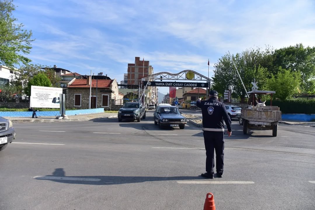 Incirliova Zabitasi Vatandas Carpilmasin Diye Gorev Yapti 657005 1Fbf46