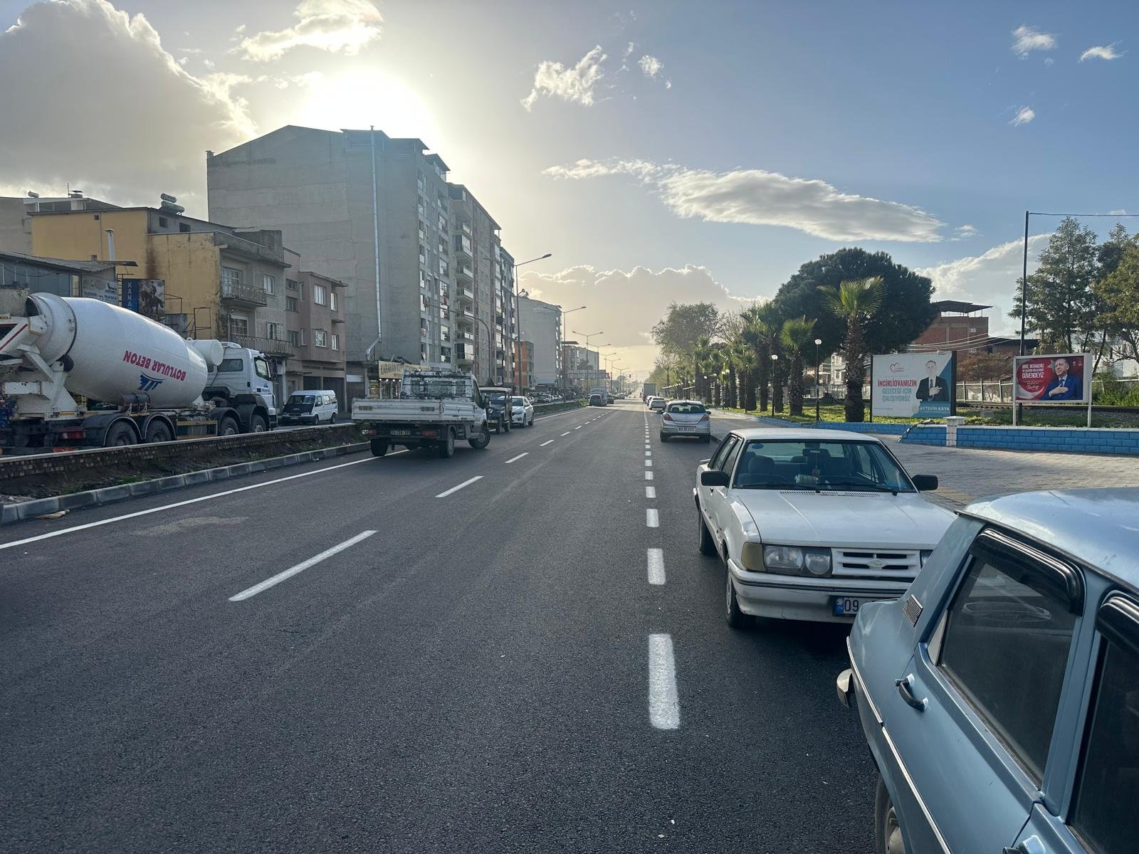 Incirliovada Hizmete Acilmayan Yol Tehlike Saciyor 652433 8C7E72F259132519D3B84E4B5Baa0C4D