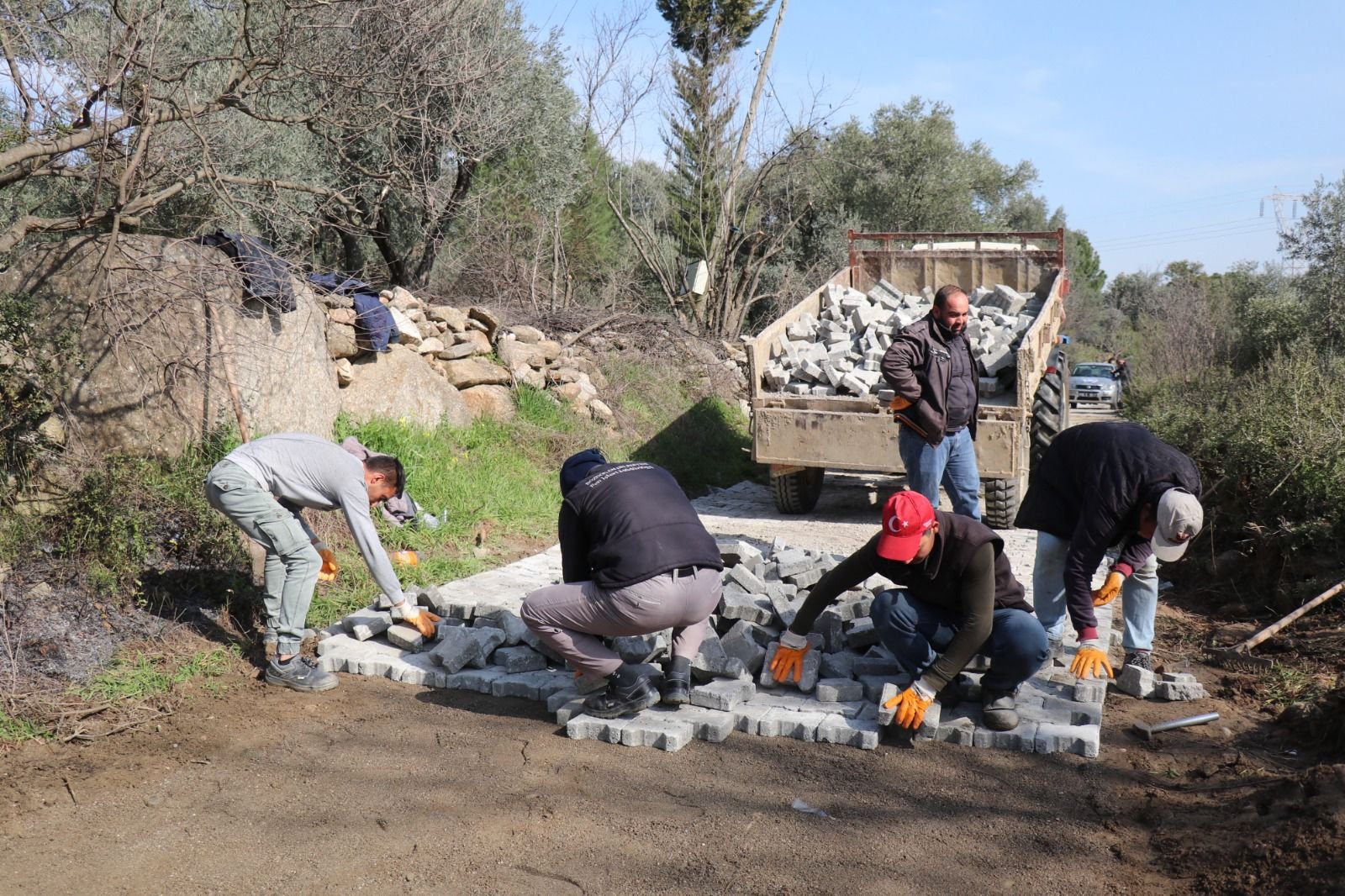 Kakkalan Mahallesinde Yollar Bastan Sona Yenilendi 654715 Cb1102