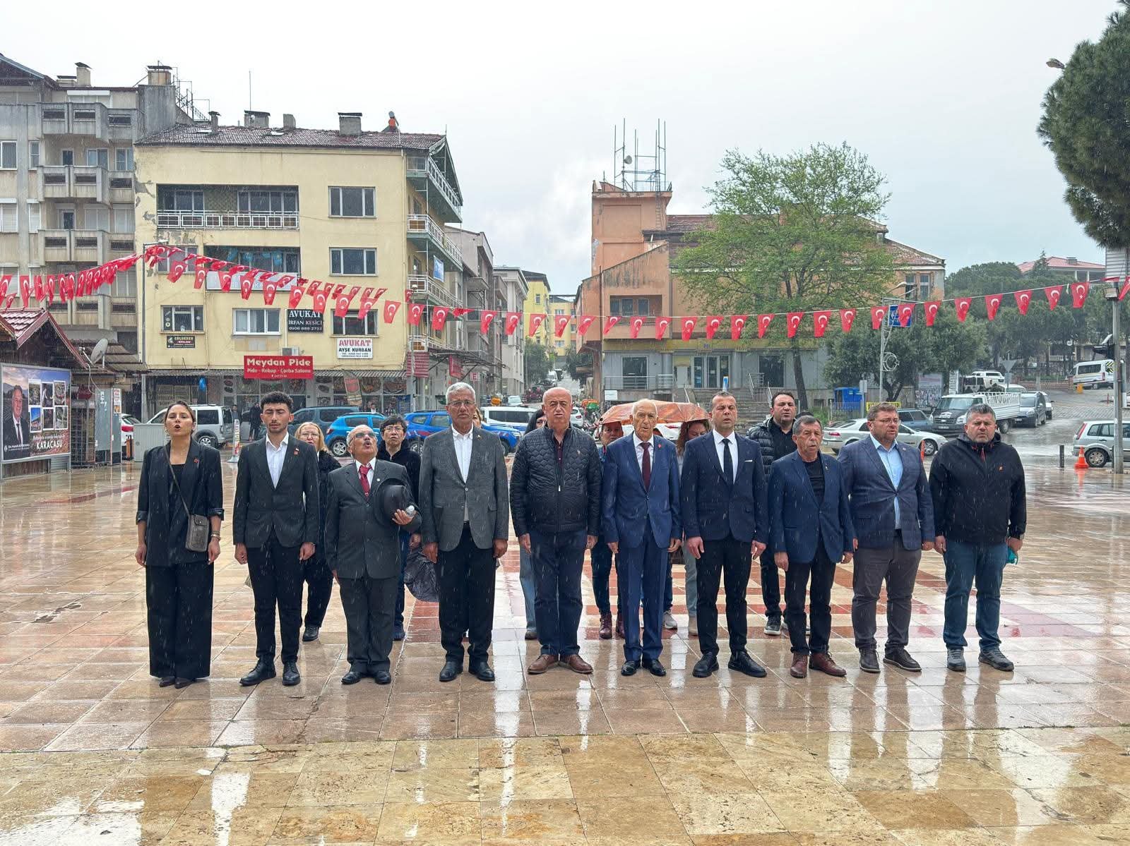 Karacasu Chpden 23 Nisanda Atanin Huzuruna Celenk 656938 8B6585