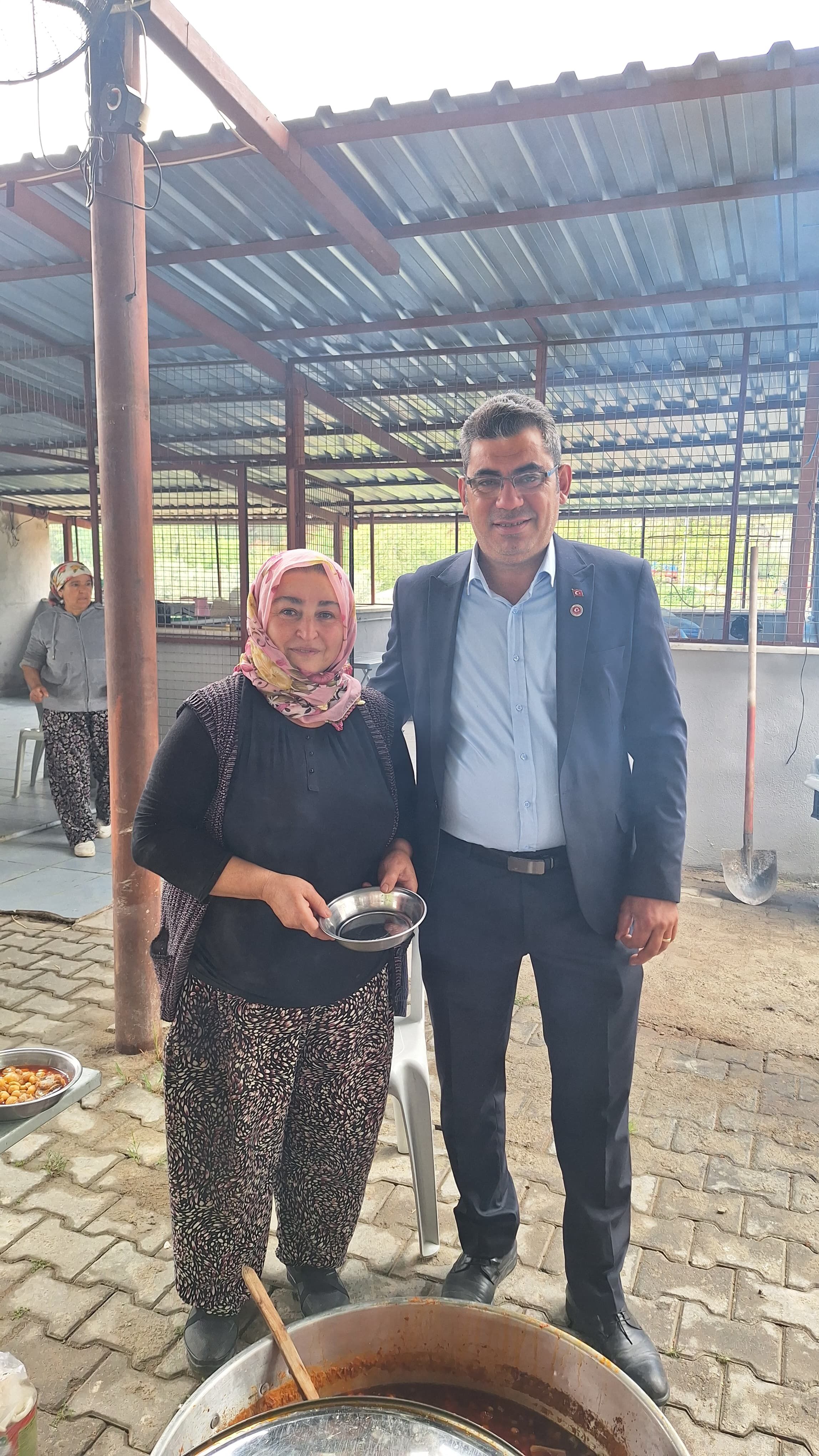 Karacasuda Ornek Muhtar Koyunun Geleneklerine Sahip Cikiyor 655873 95B6C5