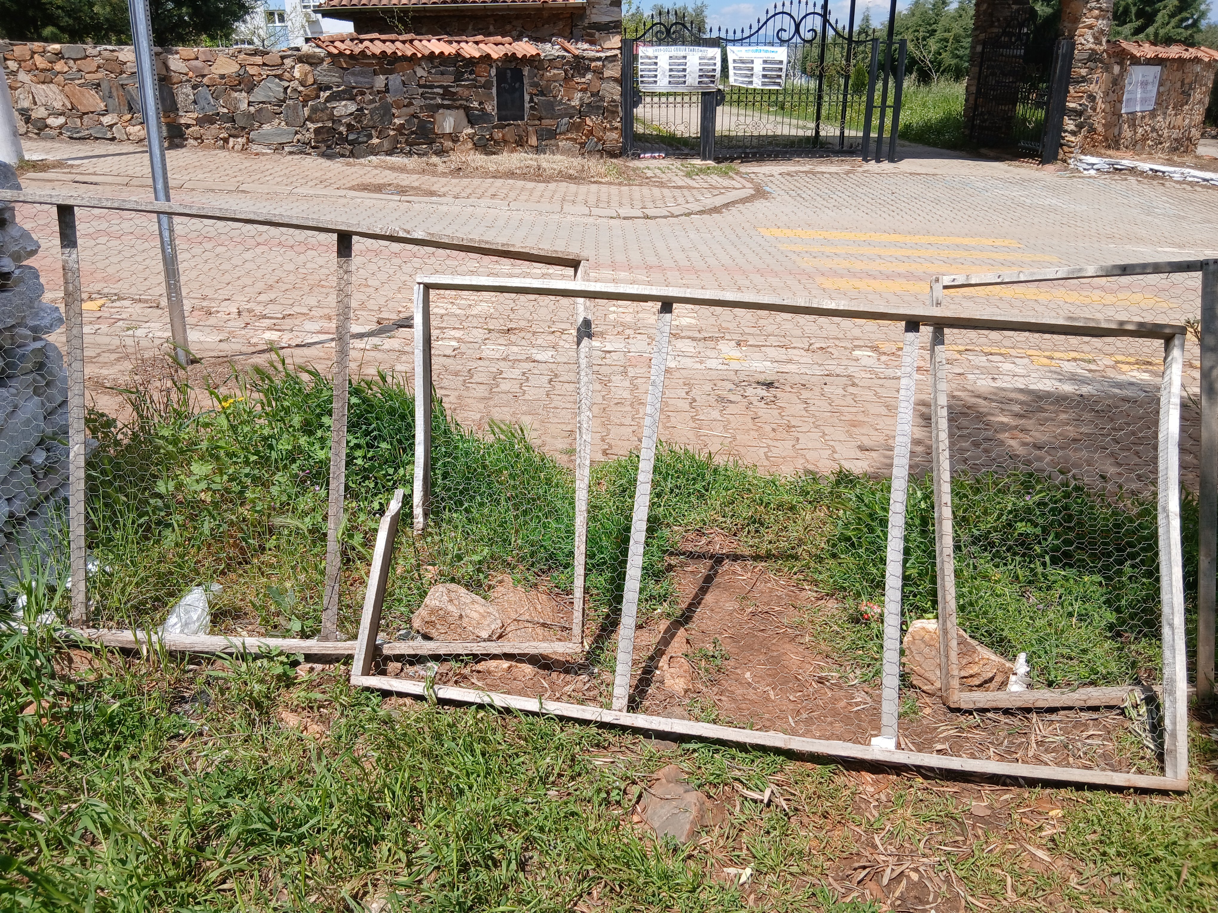 Karacasuda Ureticinin Emegine Bicakli Darbe Tutun Ocaklarini 656094 4Af693