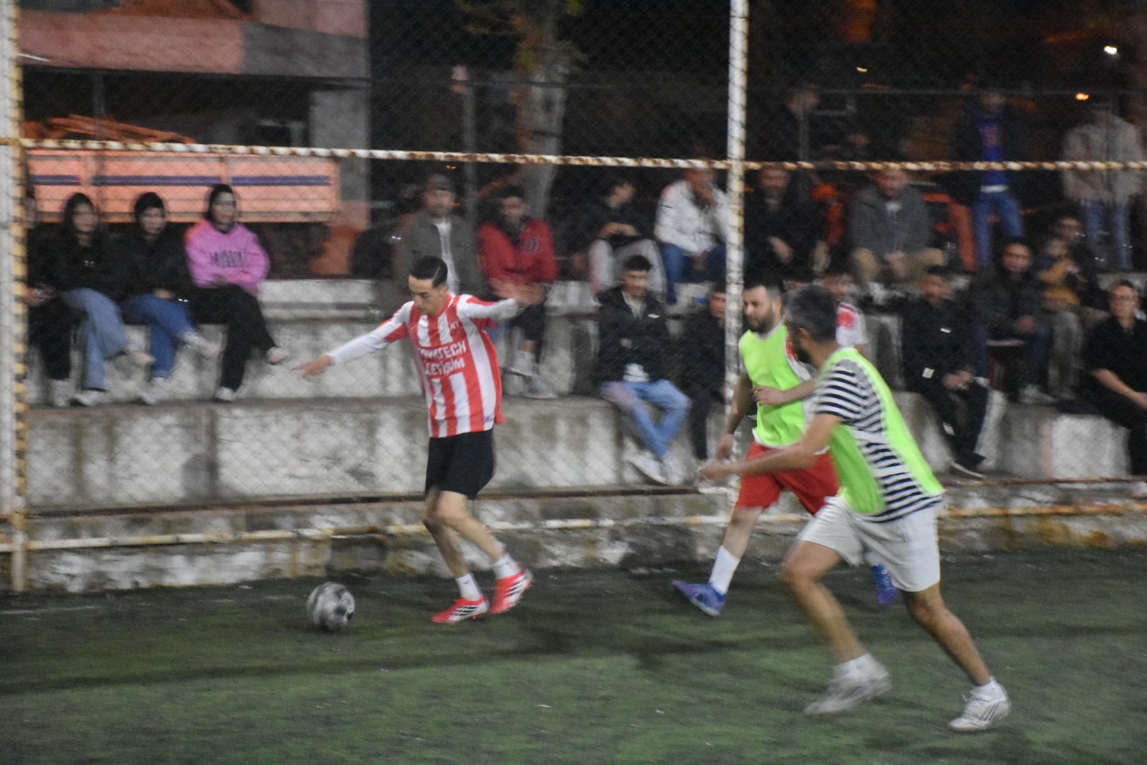 Karacasudaki Turnuvada Anlamli Mesaj Okullarda Siddete Hayir 655655 3A96Ce