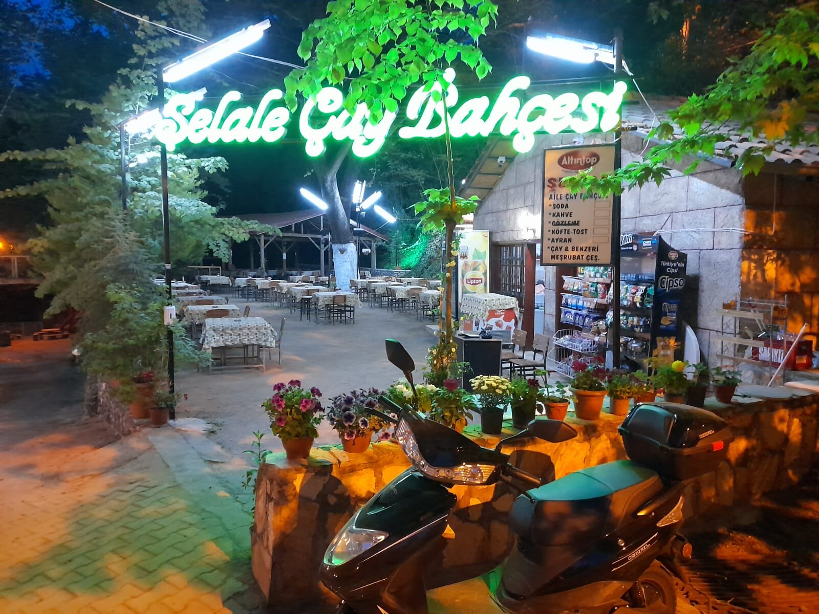 Karacasunun Oksijen Deposu Kahvederesinde Yeni Sezon Heyecani Selale Cay Bahcesi Kapilarini Acti 651663 74C6C4B4A987Af747Fa3Bcc61B90469A