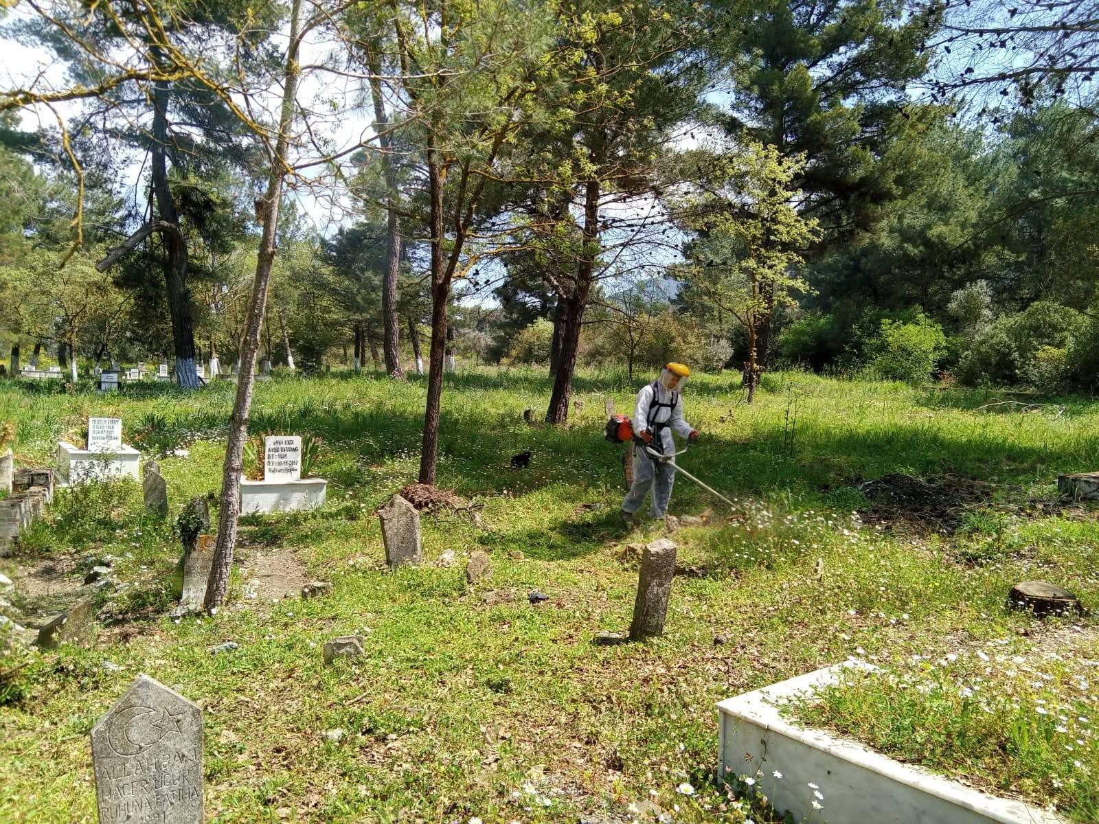 Kirazli Mezarligina Belediye Dokunusu 655694 Aa5053