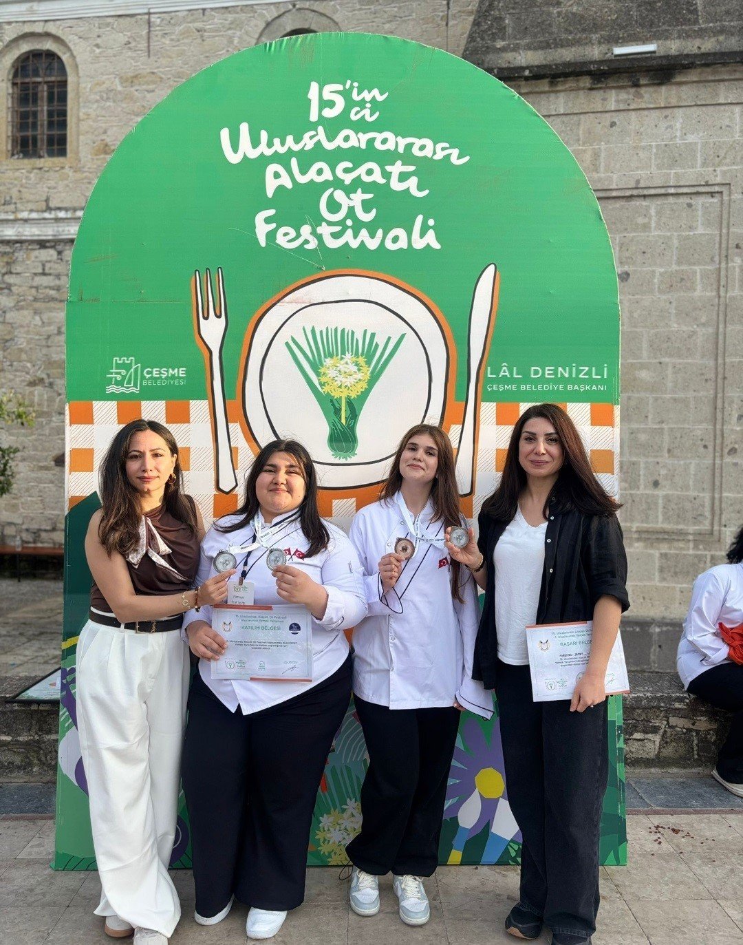 Kosk Lu Ogrenciler Uluslararasi Alacati Ot Festivali Nde Buyuk Bir Basariya Imza Attilar 1777214104500 810915