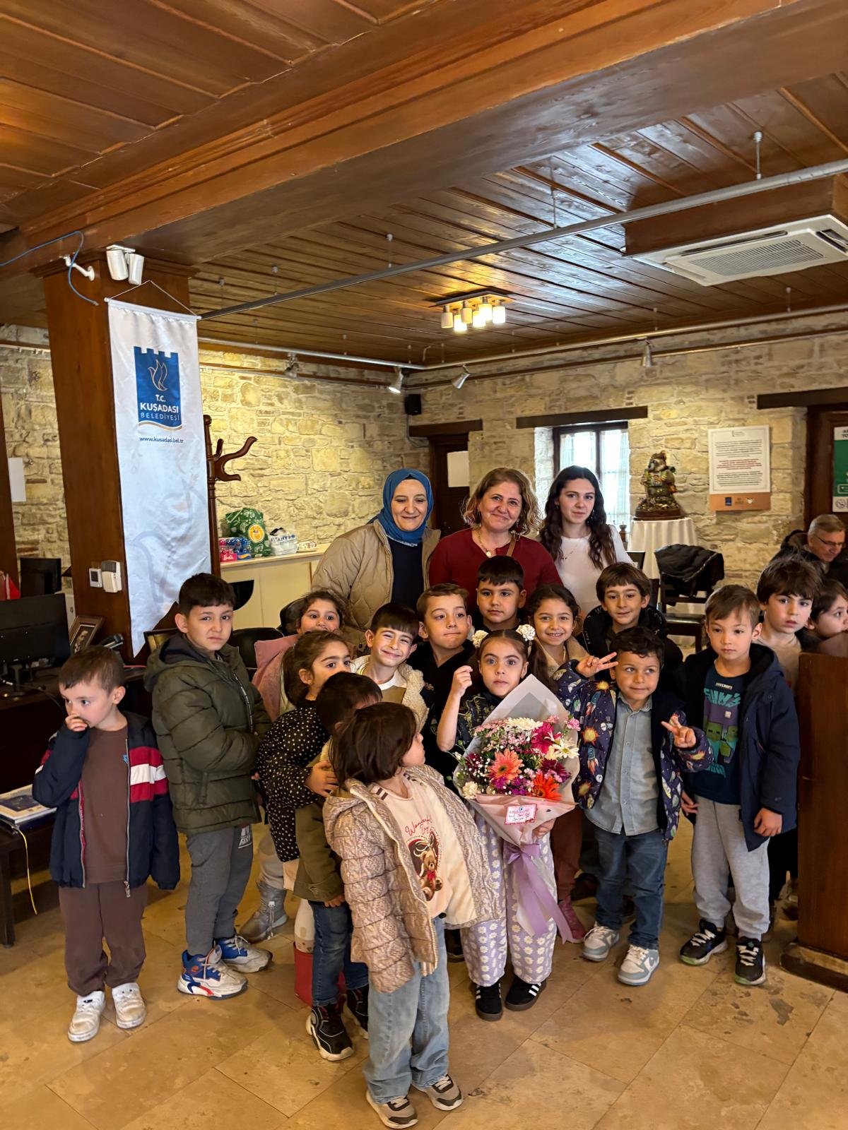 Kucuk Ressam Aybikeden Buyuk Farkindalik 652205 B6D9F8Bd1D30E392870Cd0244Aab756A