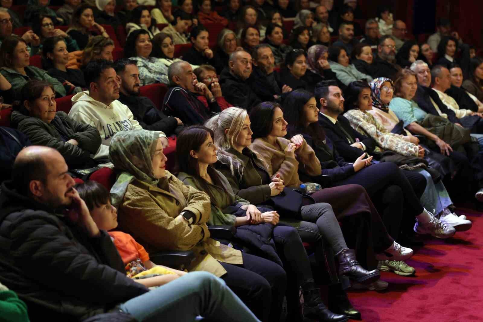 Kultur Ve Sanatin Kalbi Aydinda Atiyor 4Da246773B0Bd6B08960E65F8Ff0D530