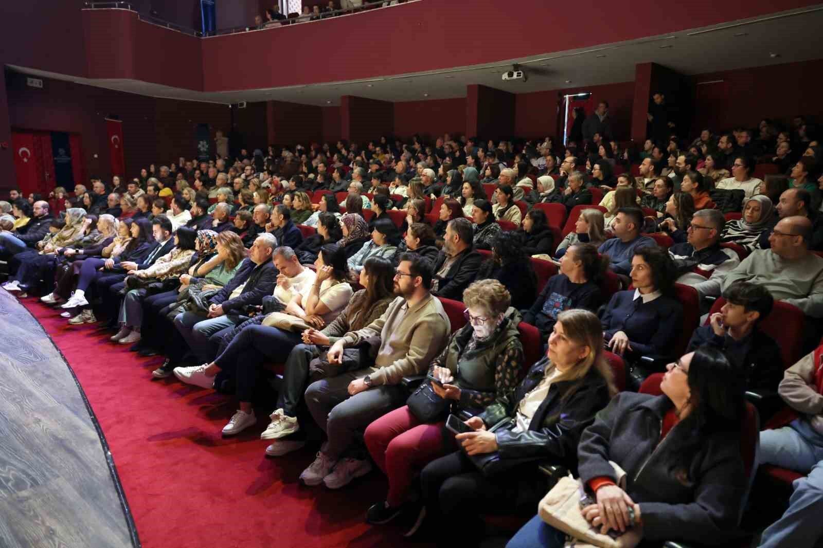 Kultur Ve Sanatin Kalbi Aydinda Atiyor 6A18370D138A5B9142B81Bdc5Cc25D46