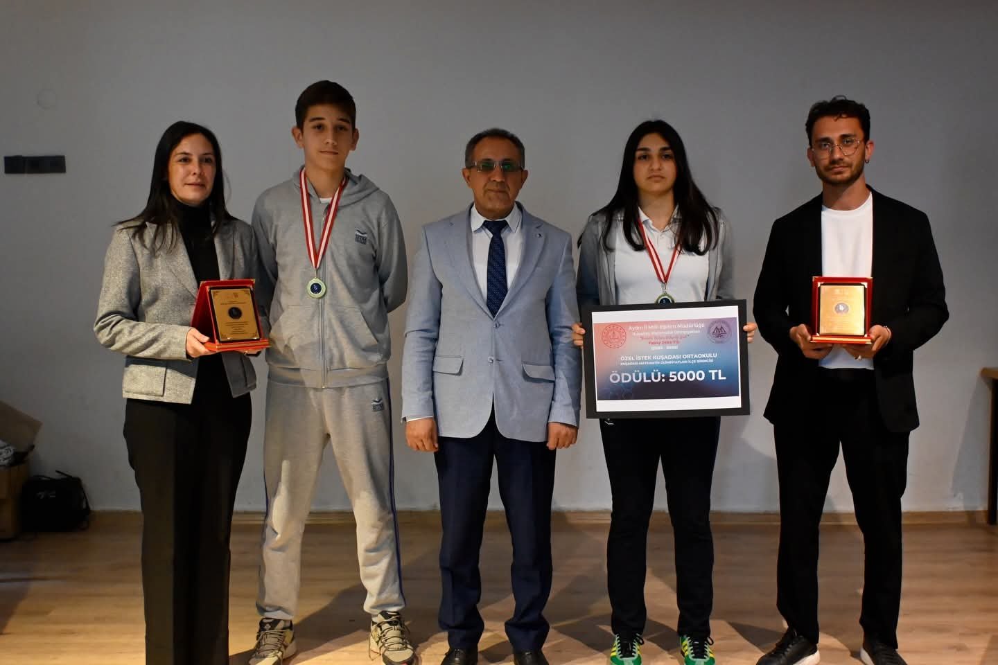 Kusadali Ogrencilerden Dmd Hastasi Merte Anlamli Bagis 654809 A00E88