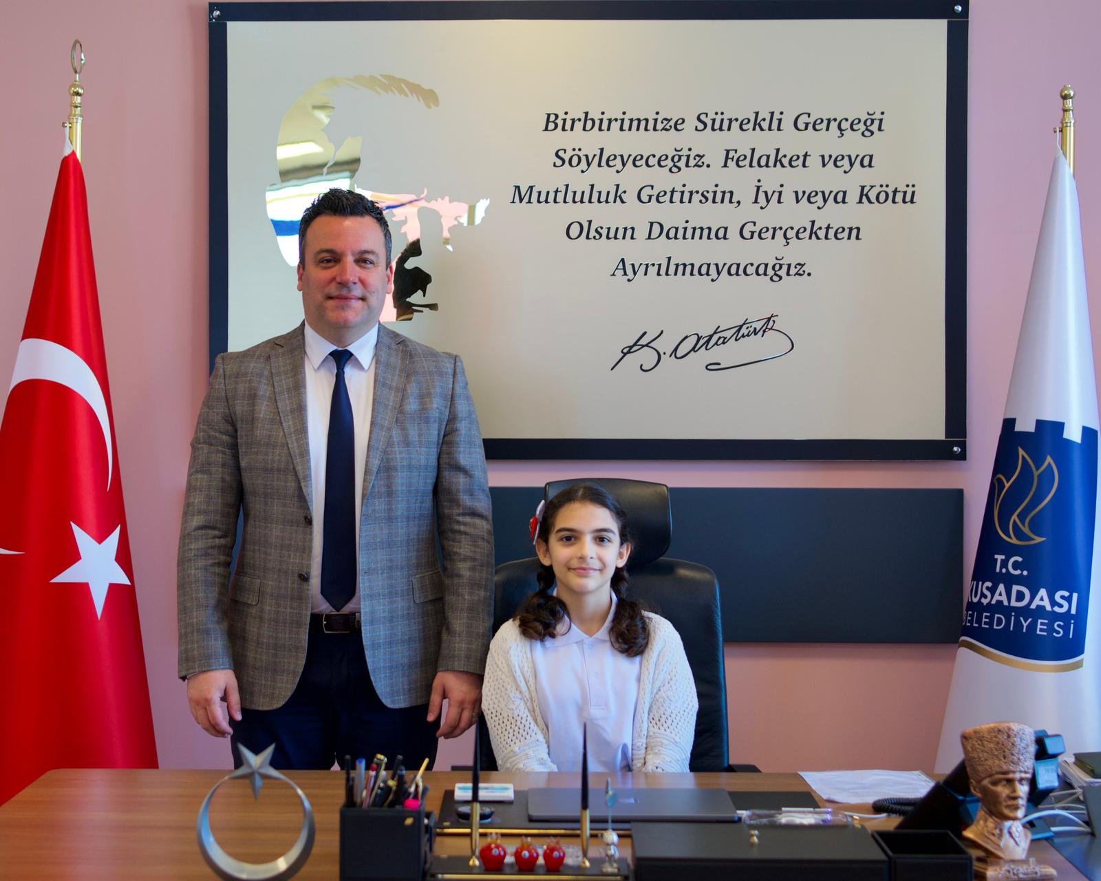 Kusadasi Belediyesi 23 Nisan Gelenegini Devam Ettiriyor 656616 Ae2811